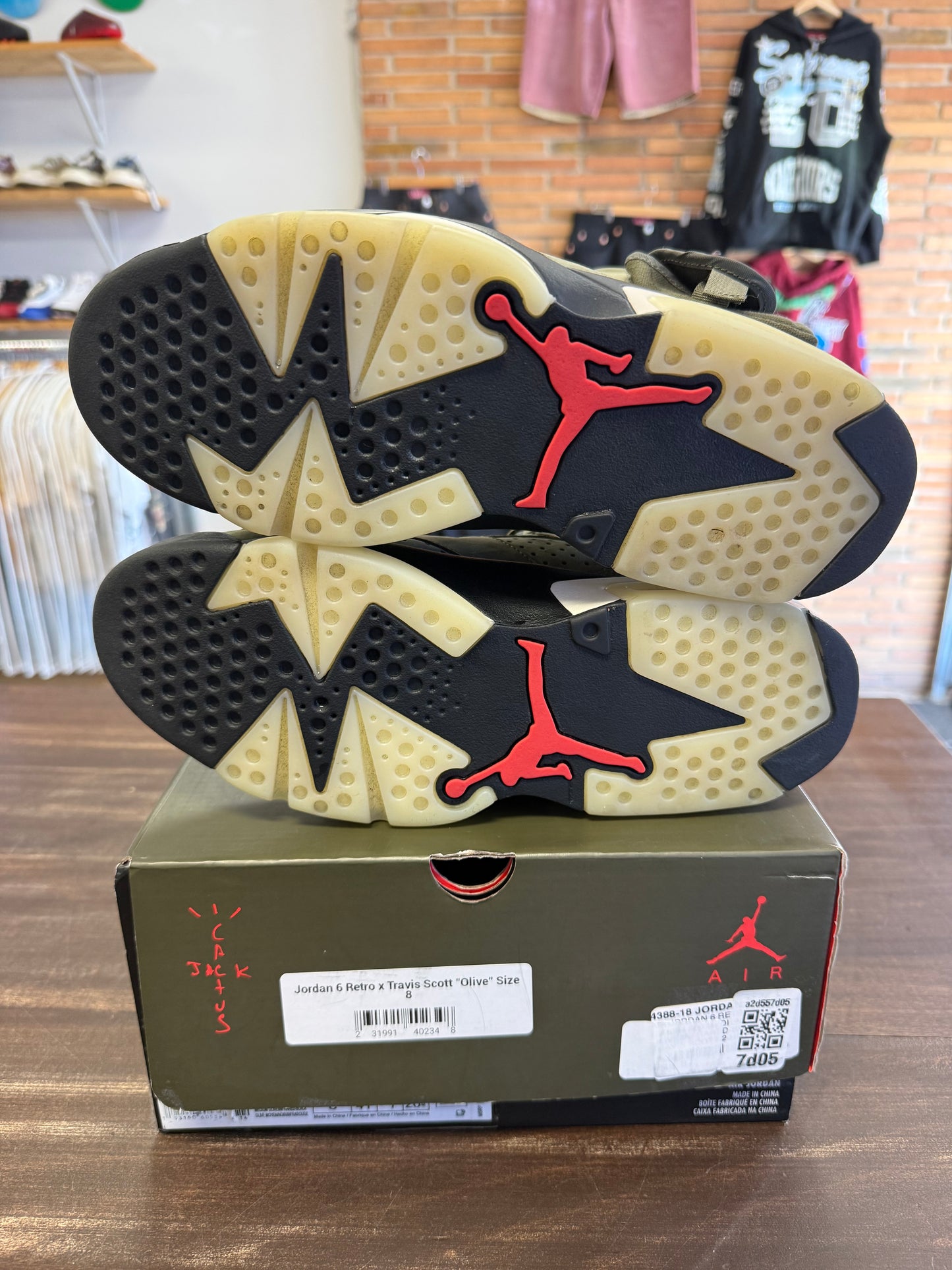 Jordan 6 Retro Travis Scott