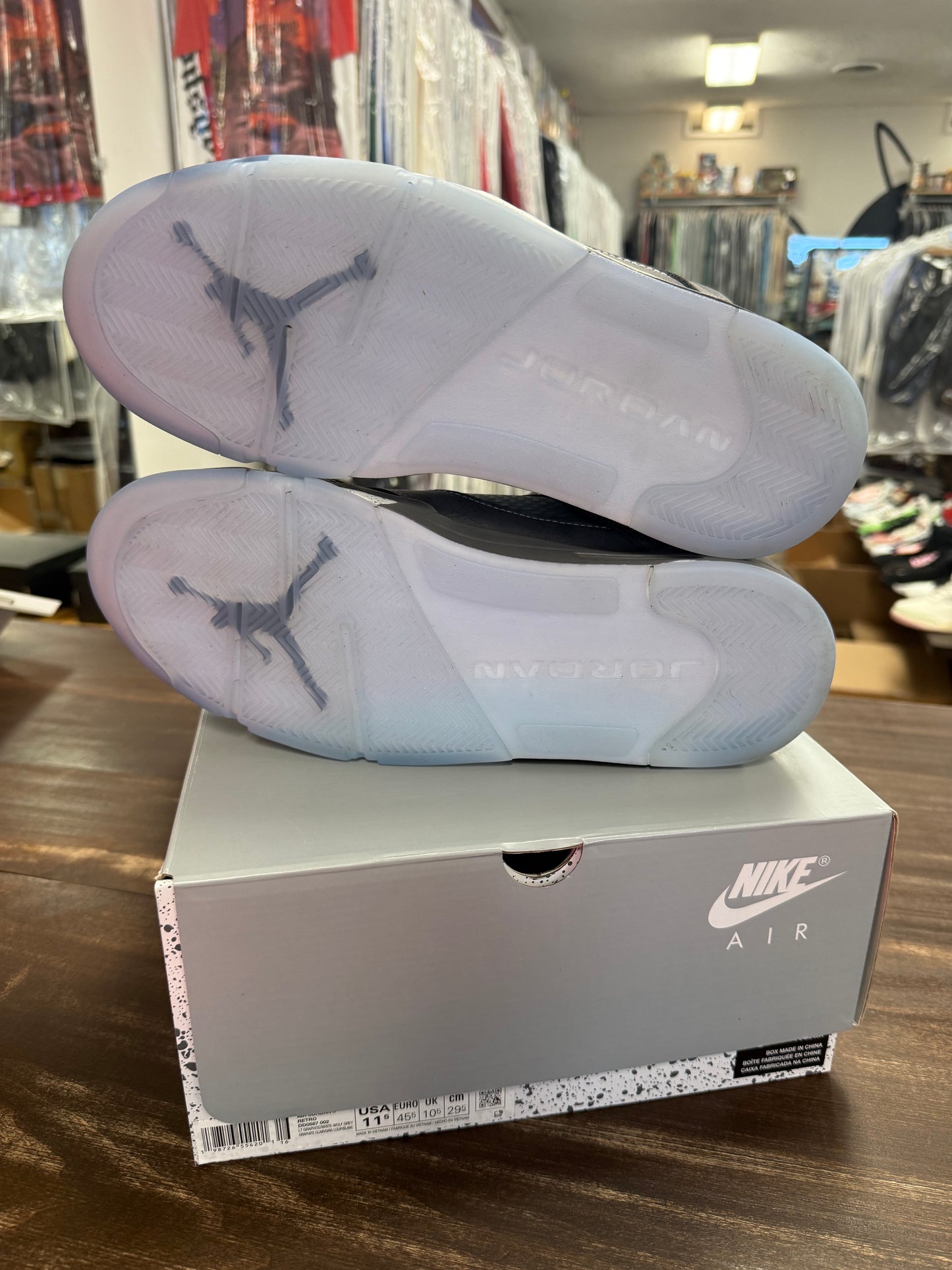 Jordan 5 Retro Wolf Grey 2026