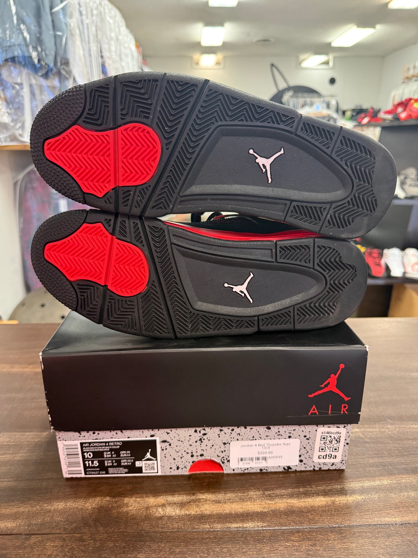 Jordan 4 Red Thunder