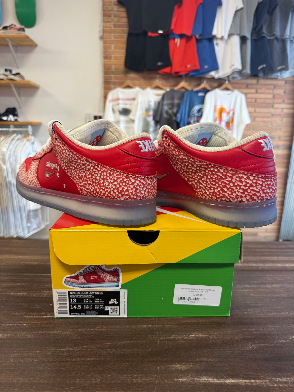 Nike SB Dunk Low Stingwater Magic Mushroom
