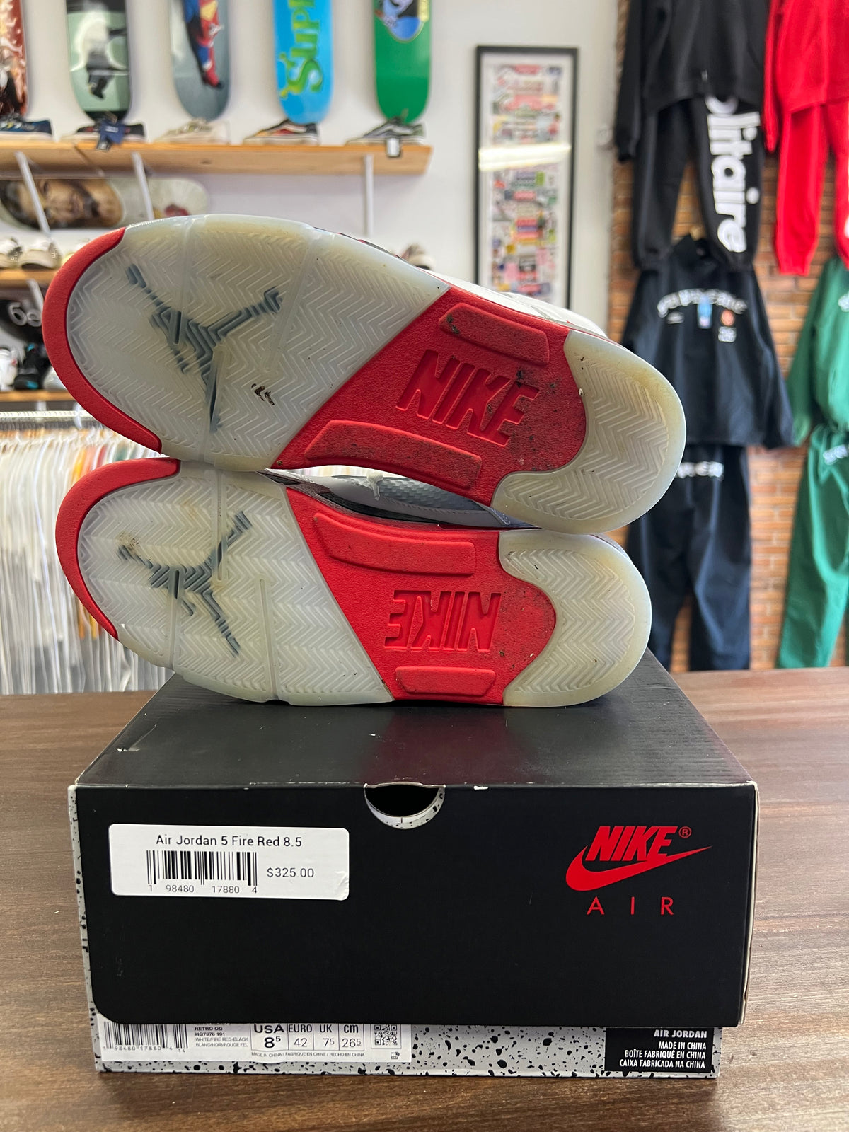 Jordan 5 Retro Fire Red Black Tongue (2025)