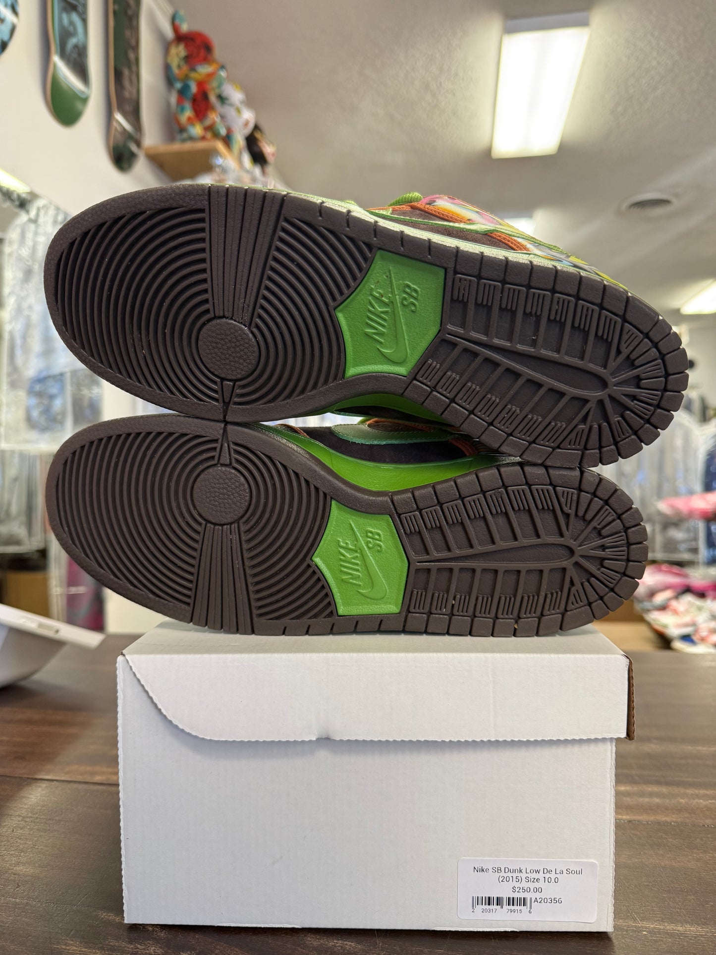 Nike SB Dunk Low De La Soul (2015)