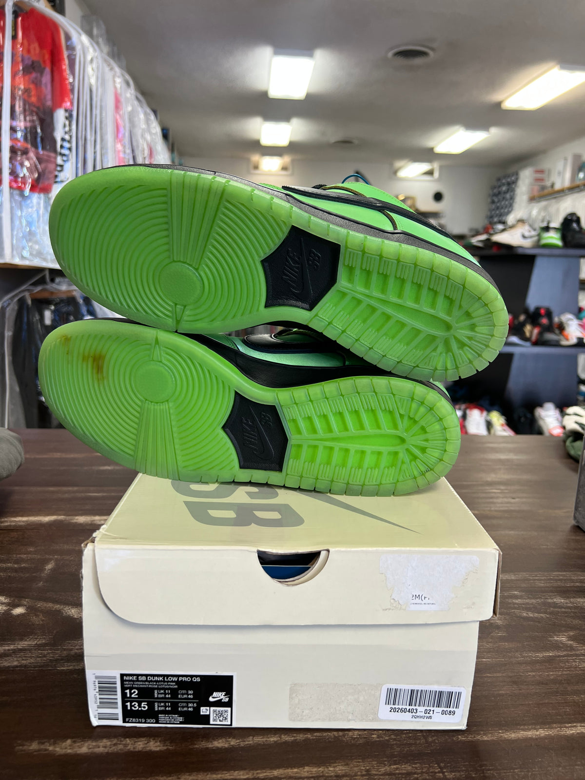 Nike SB Dunk Low The Powerpuff Girls Buttercup