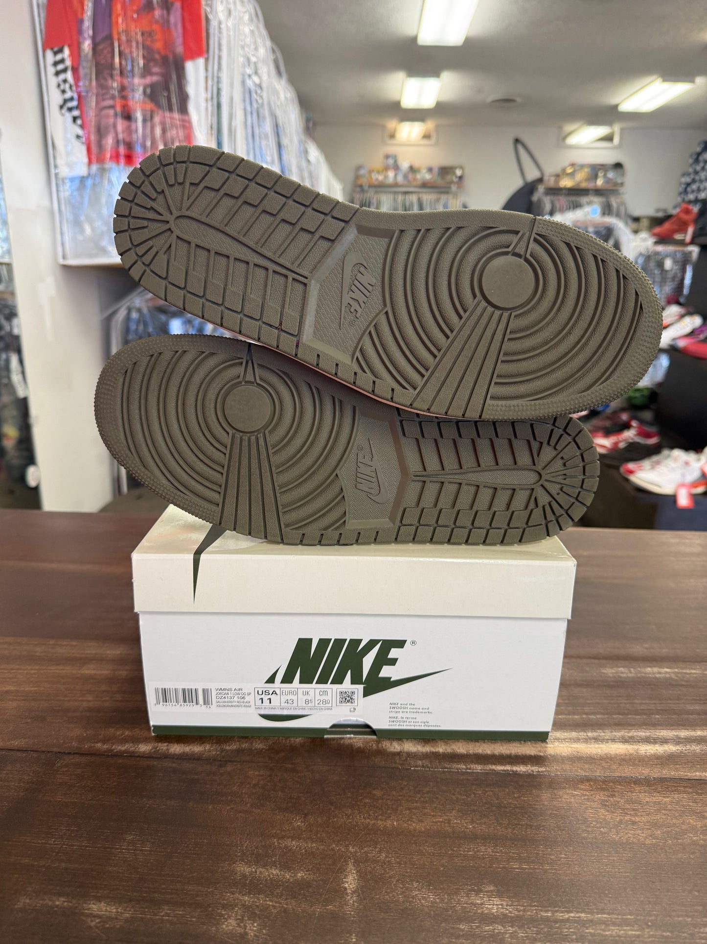 Jordan 1 Low Travis Scott Olive