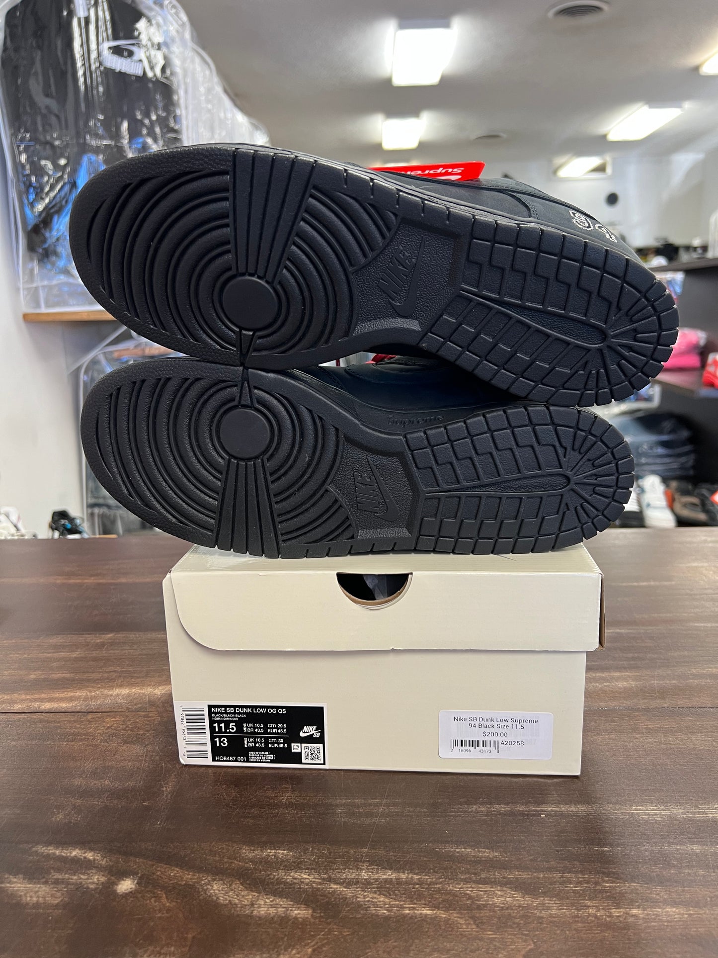 Nike SB Dunk Low Supreme 94 Black