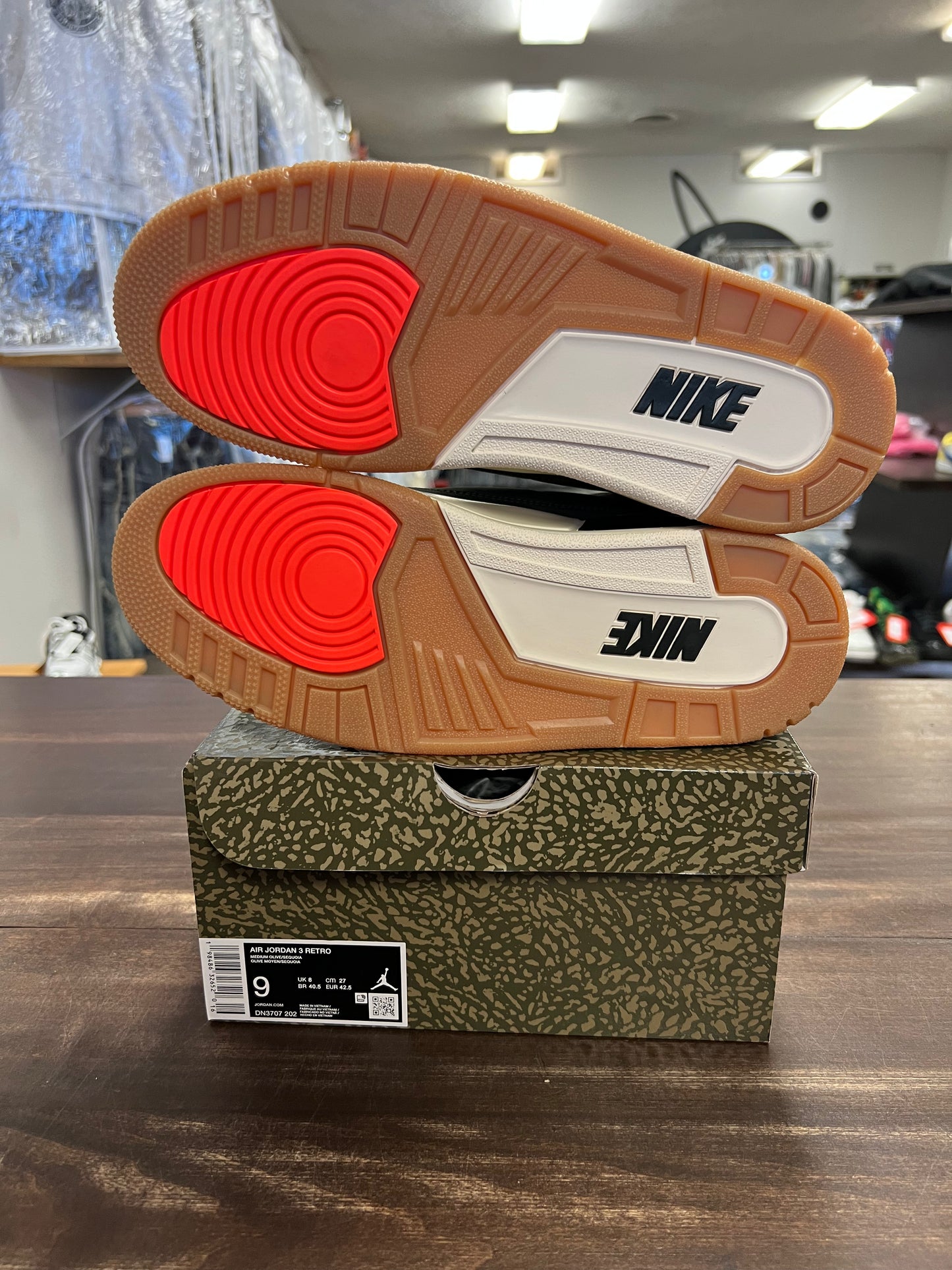 Jordan 3 Family Affair