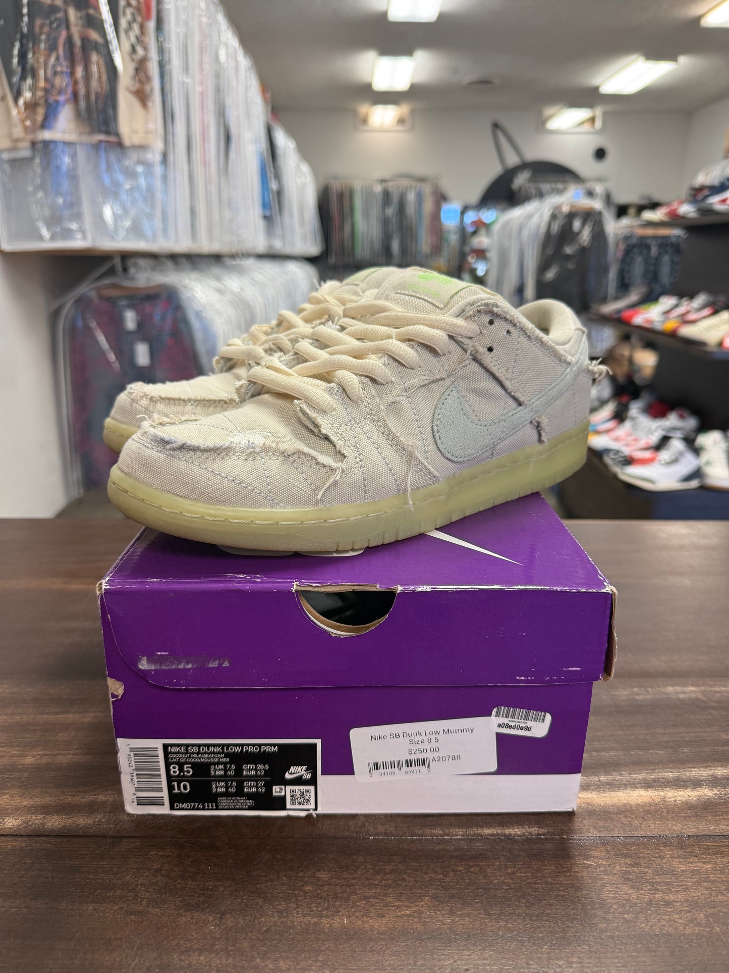 Nike SB Dunk Low Mummy