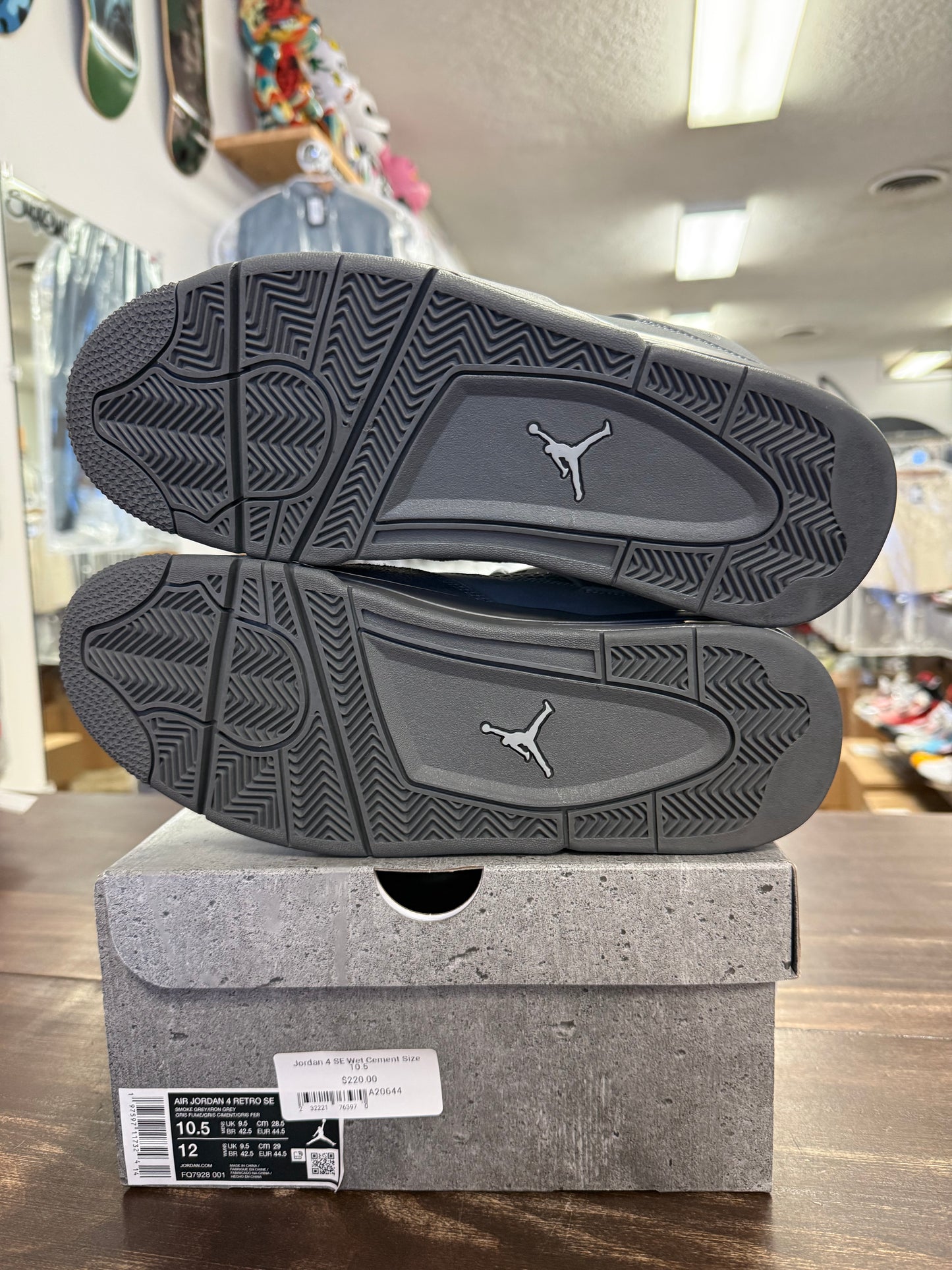 Jordan 4 SE Wet Cement