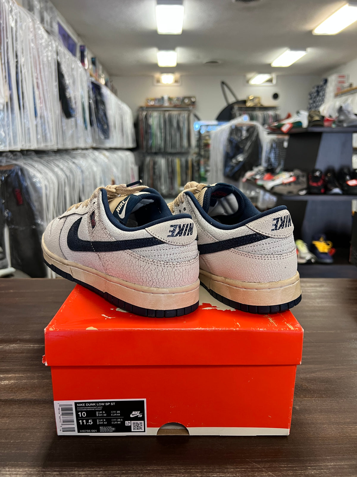 Nike Dunk Low Stranger Things Phantom