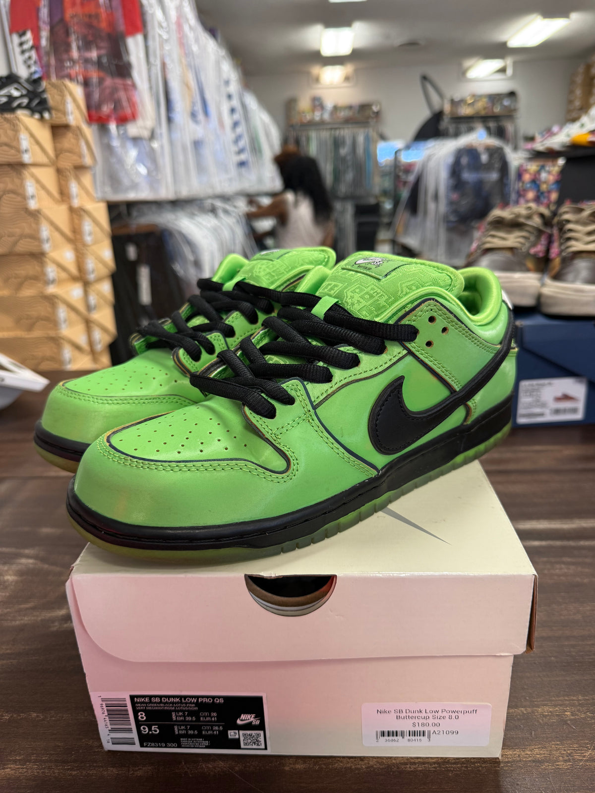 Nike SB Dunk Low Powerpuff Buttercup