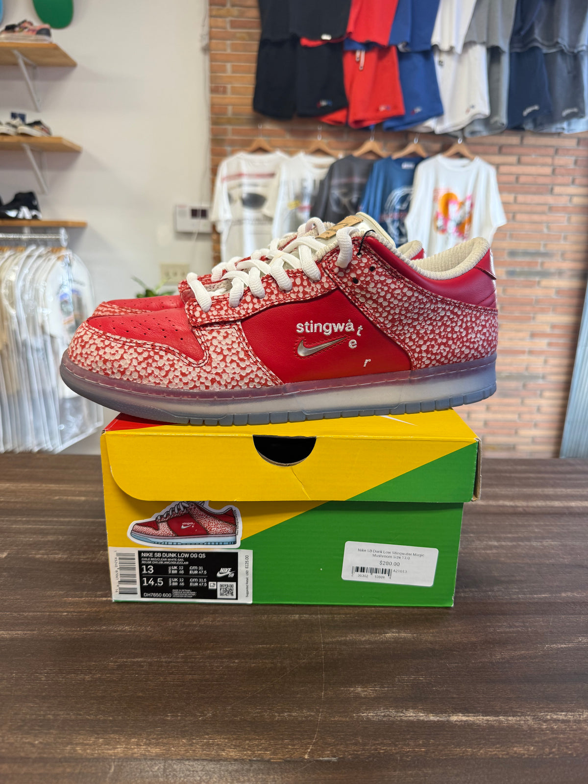Nike SB Dunk Low Stingwater Magic Mushroom