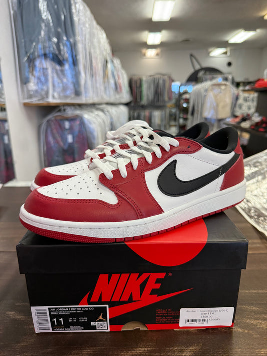 Jordan 1 Low Chicago (2025)