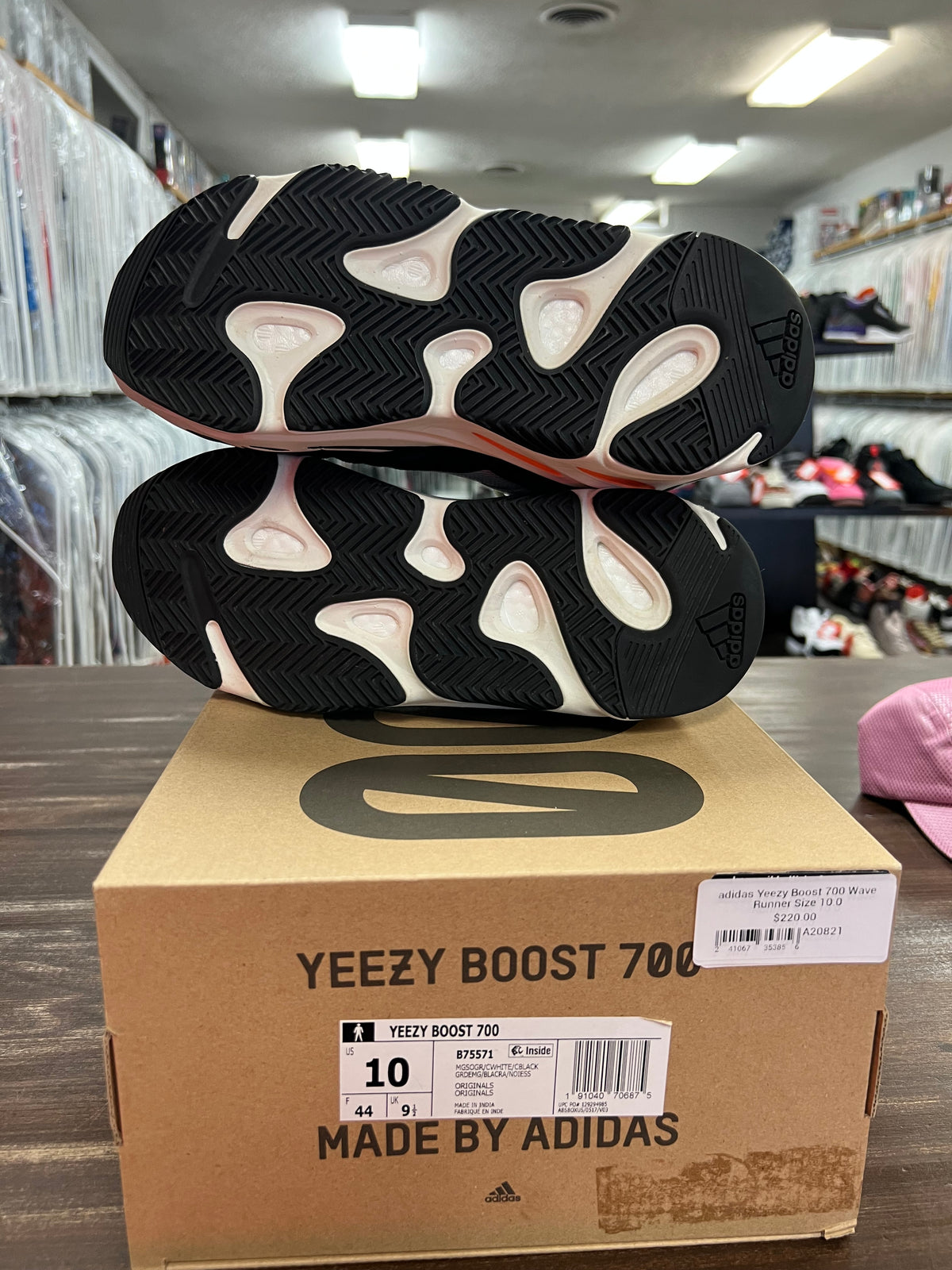 adidas Yeezy Boost 700 Wave Runner