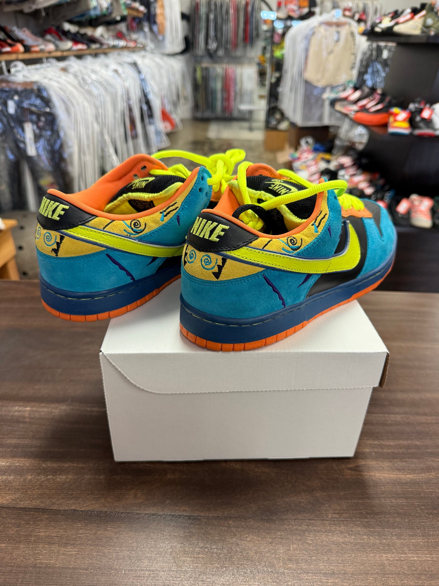 Nike SB Dunk Low Skate or Die