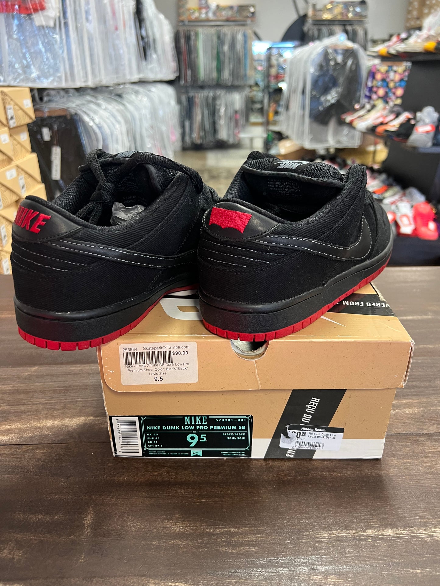 Nike SB Dunk Low Levis Black Denim