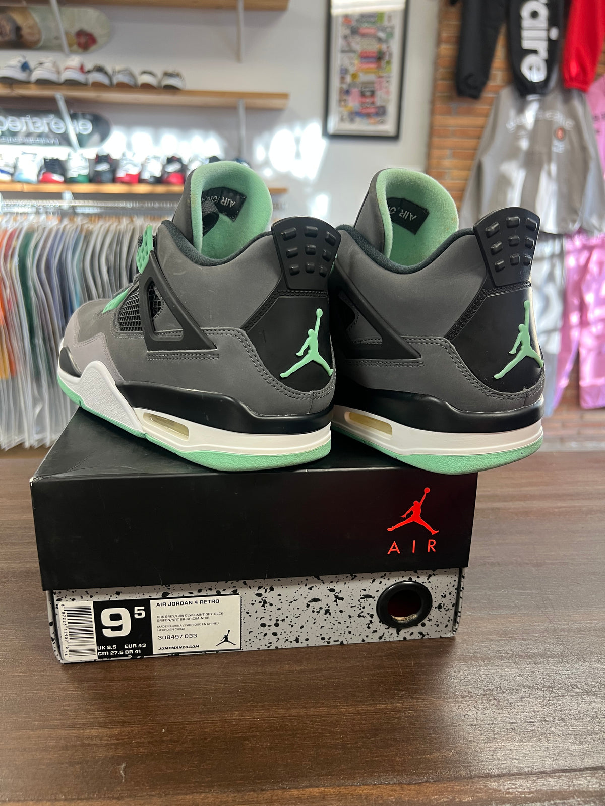 Jordan 4 Green Glow