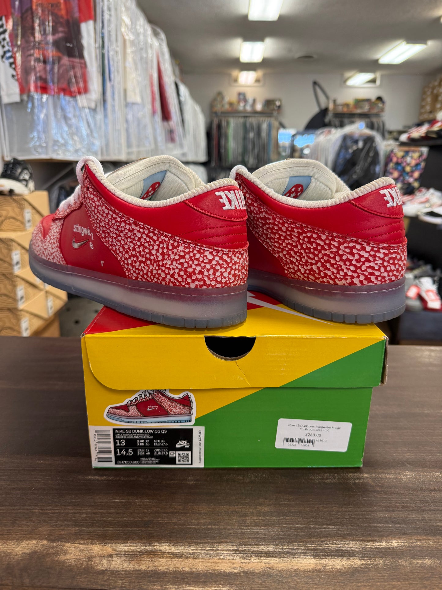 Nike SB Dunk Low Stingwater Magic Mushroom