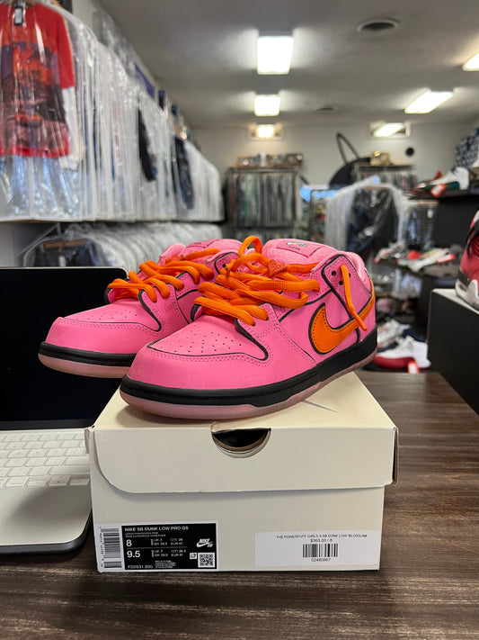 Nike SB Dunk Low The Powerpuff Girls Blossom