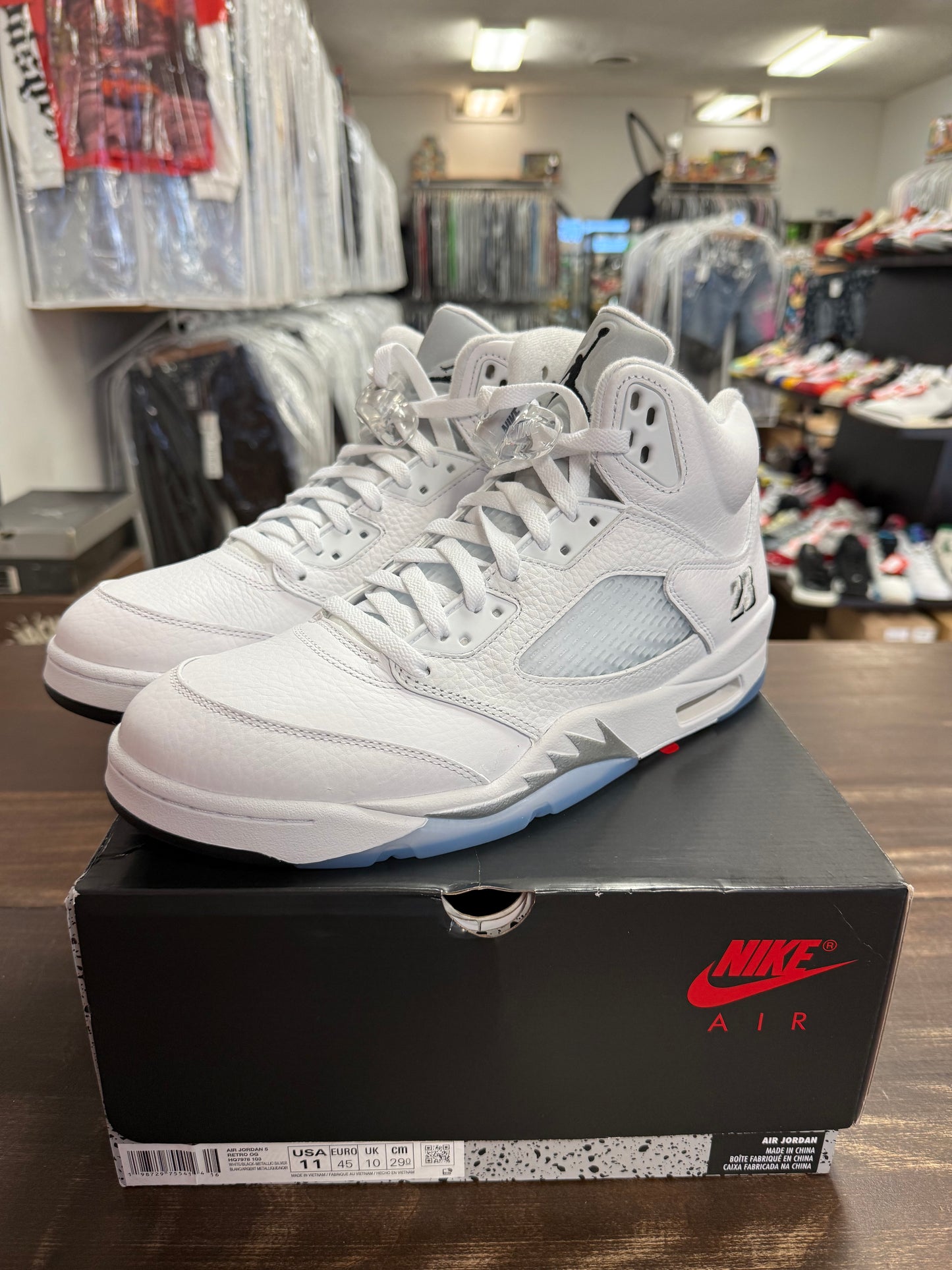 Jordan 5 White Metallic 2026
