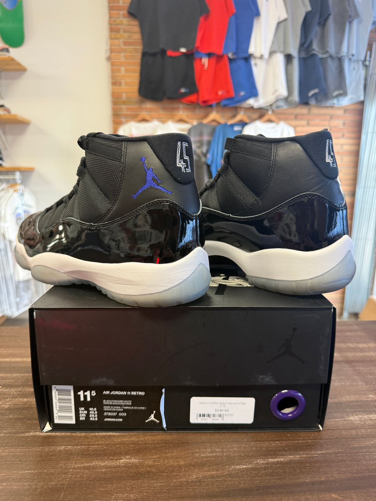 Jordan 11 Retro Space Jam 2016