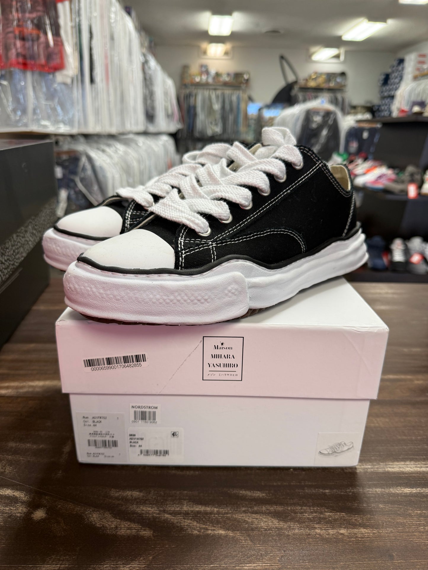 Maison Mihara Yasuhiro Peterson OG Sole Canvas Low Black