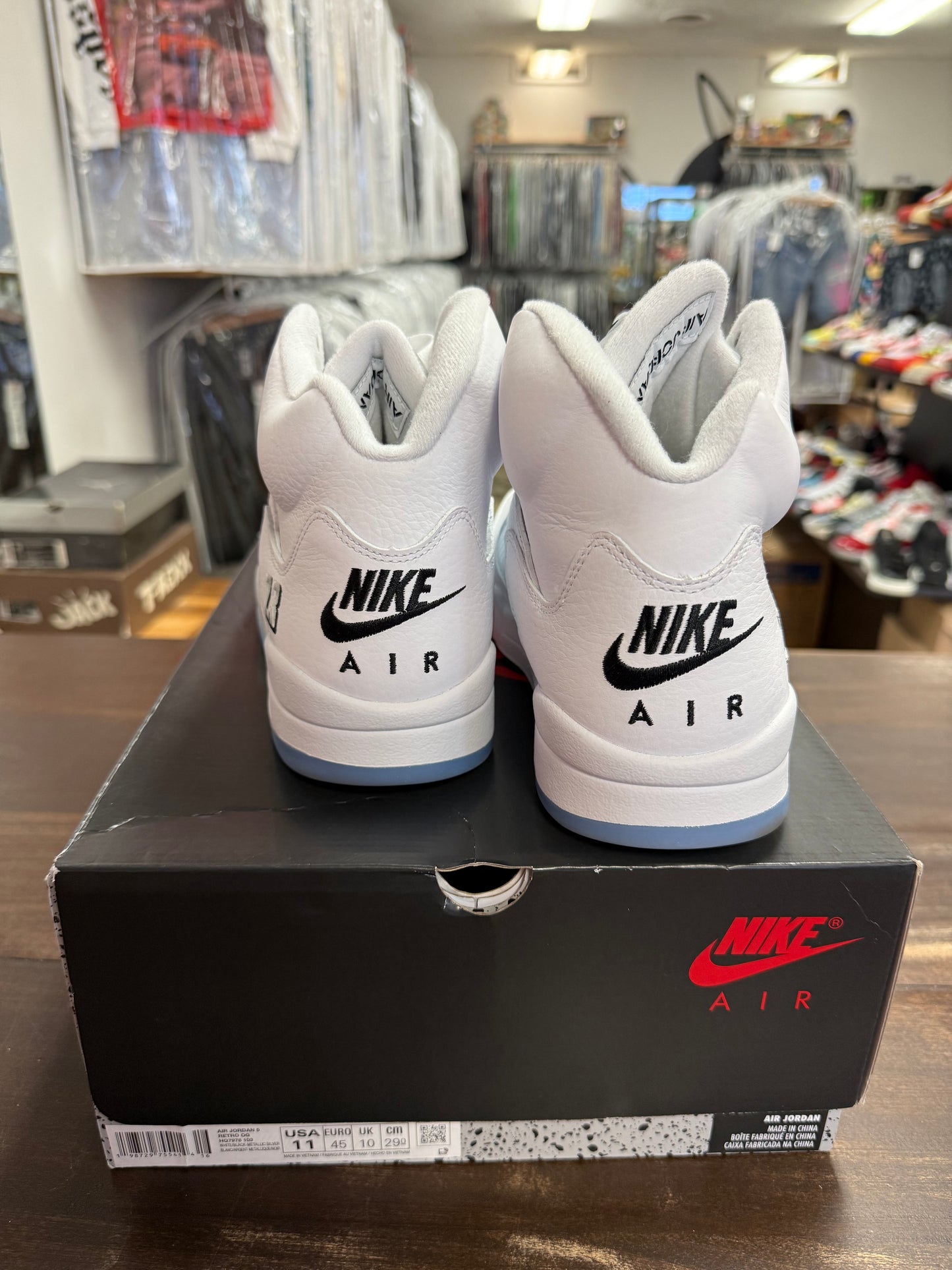 Jordan 5 White Metallic 2026