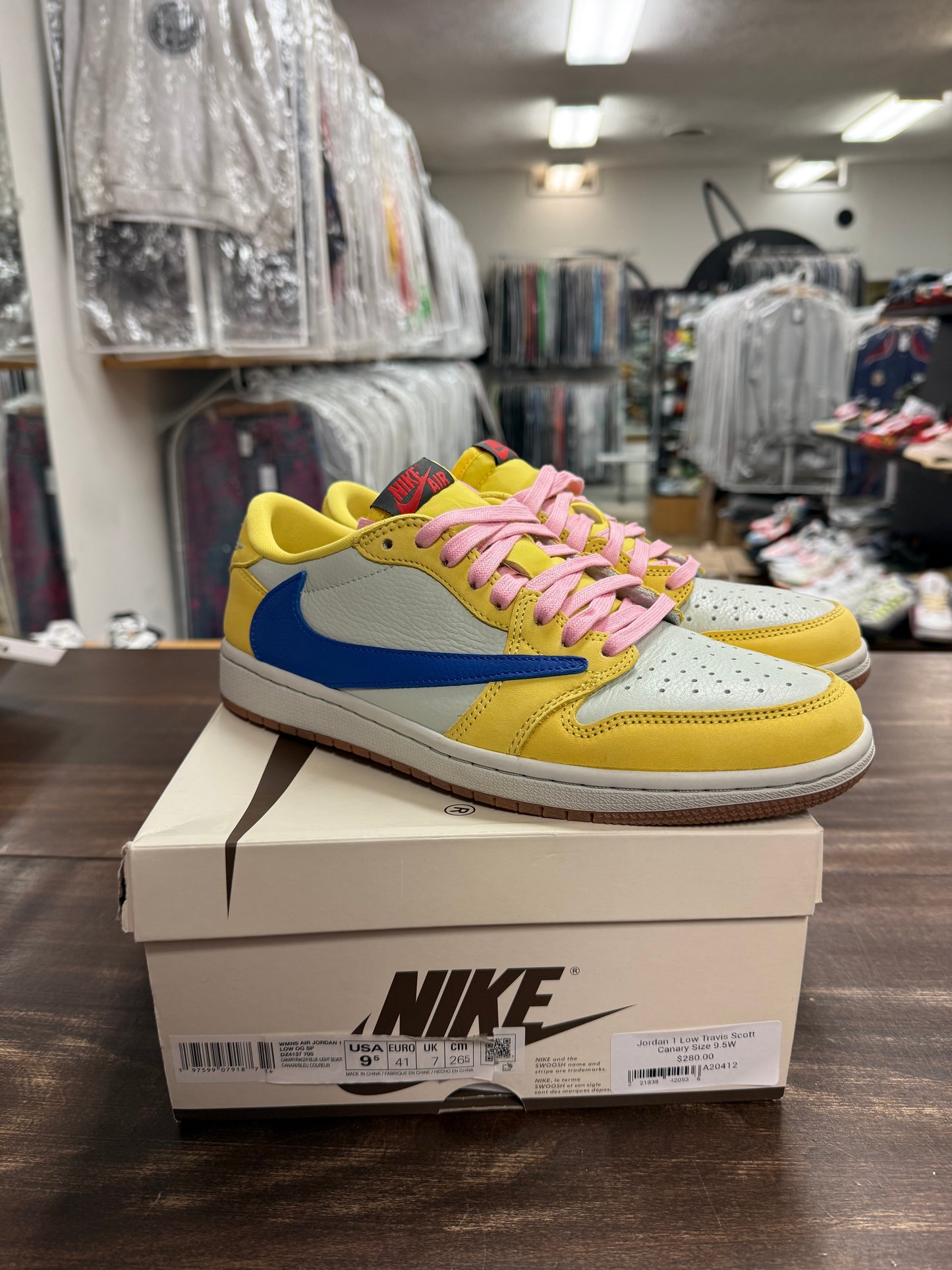 Jordan 1 Low Travis Scott Canary