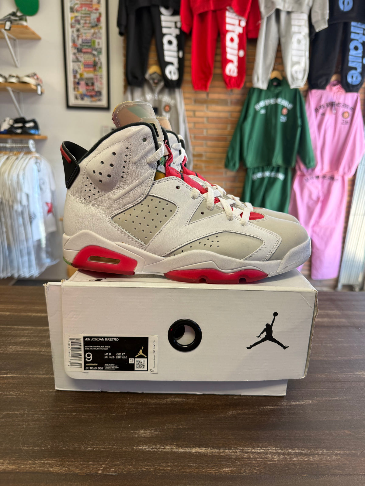 Jordan 6 Retro Hare