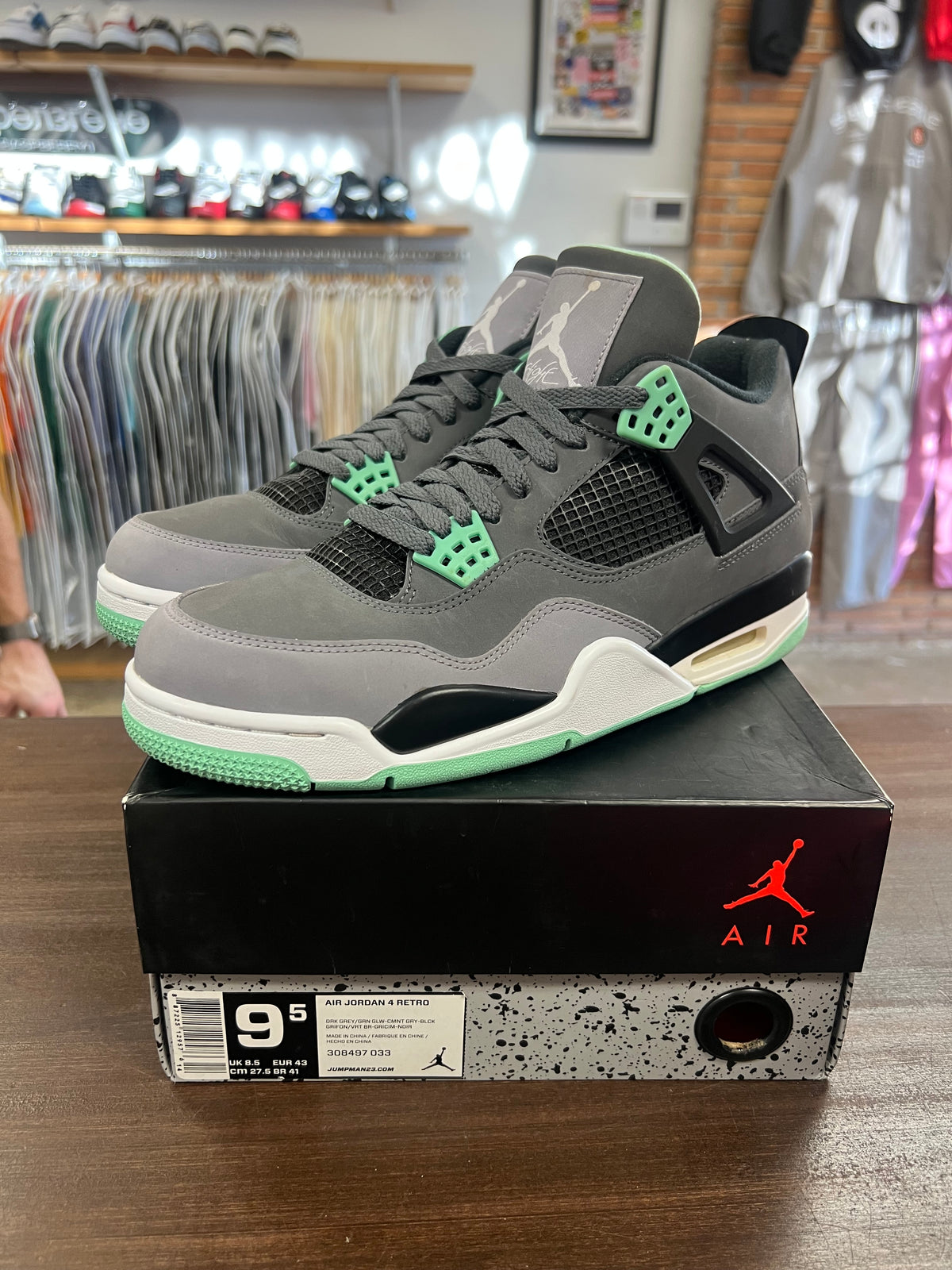 Jordan 4 Green Glow