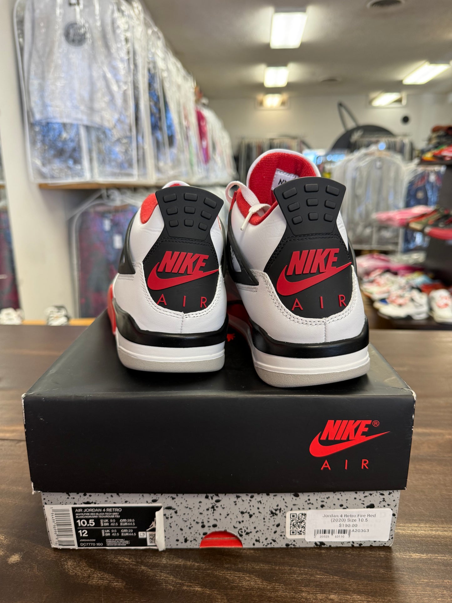 Jordan 4 Retro Fire Red (2020)