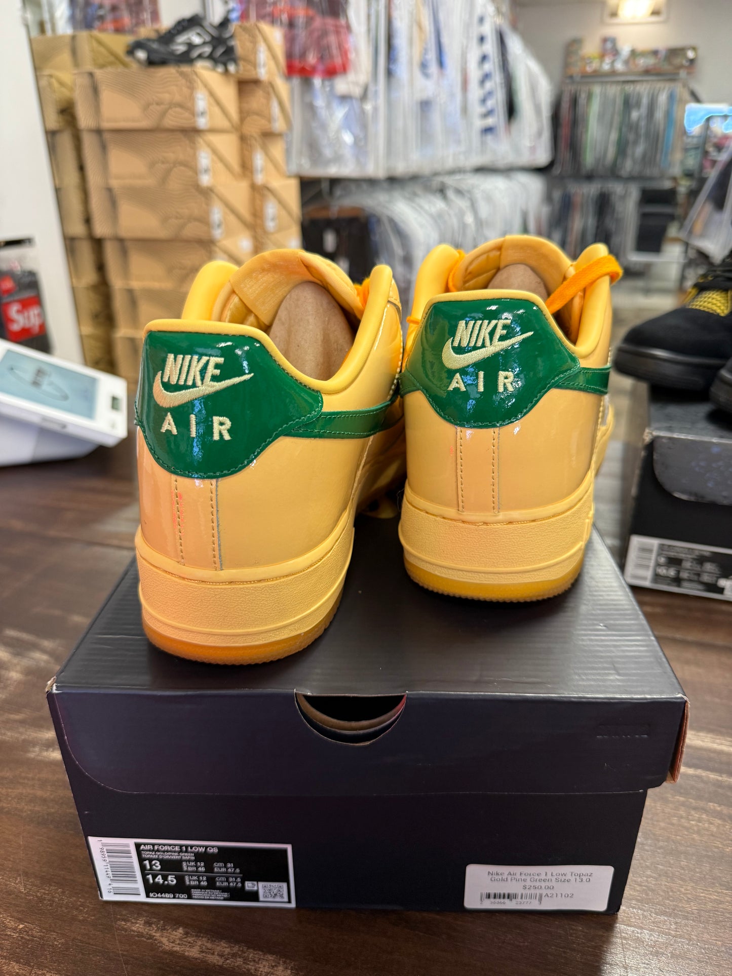 Nike Air Force 1 Low Topaz Gold Pine Green