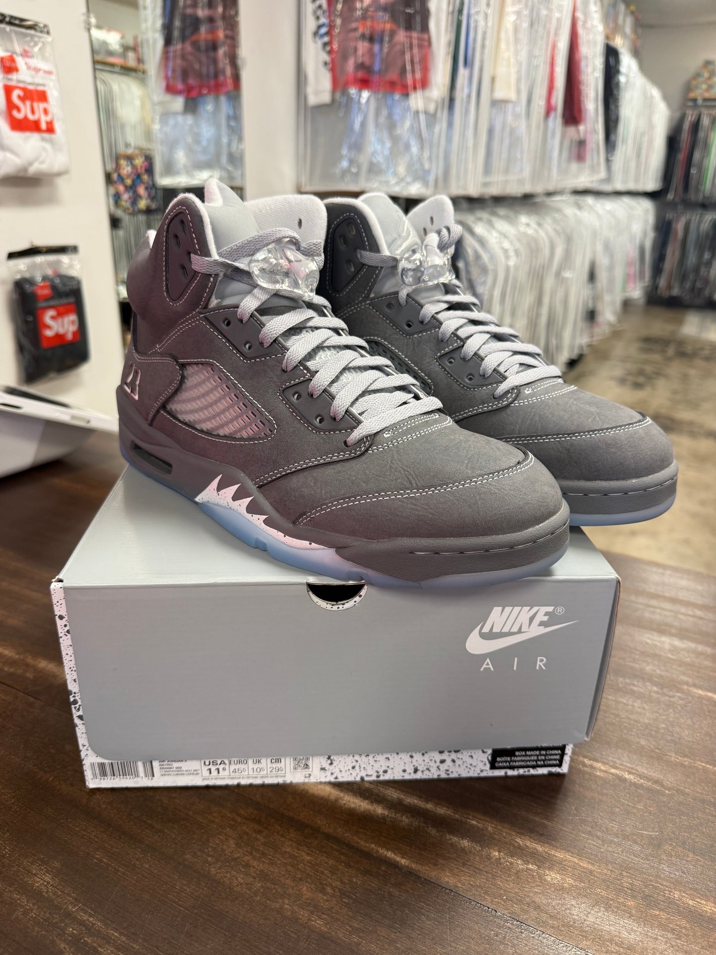 Jordan 5 Retro Wolf Grey 2026