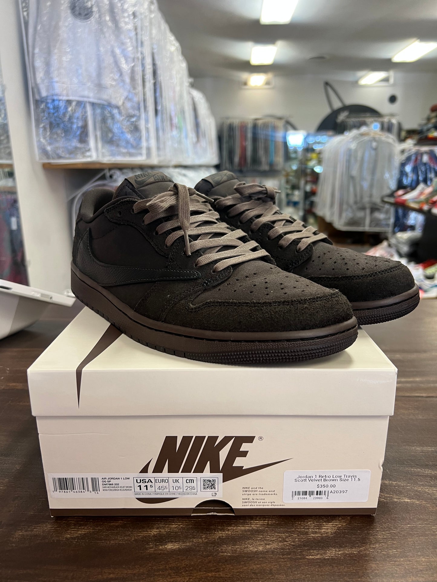 Jordan 1 Retro Low Travis Scott Velvet Brown