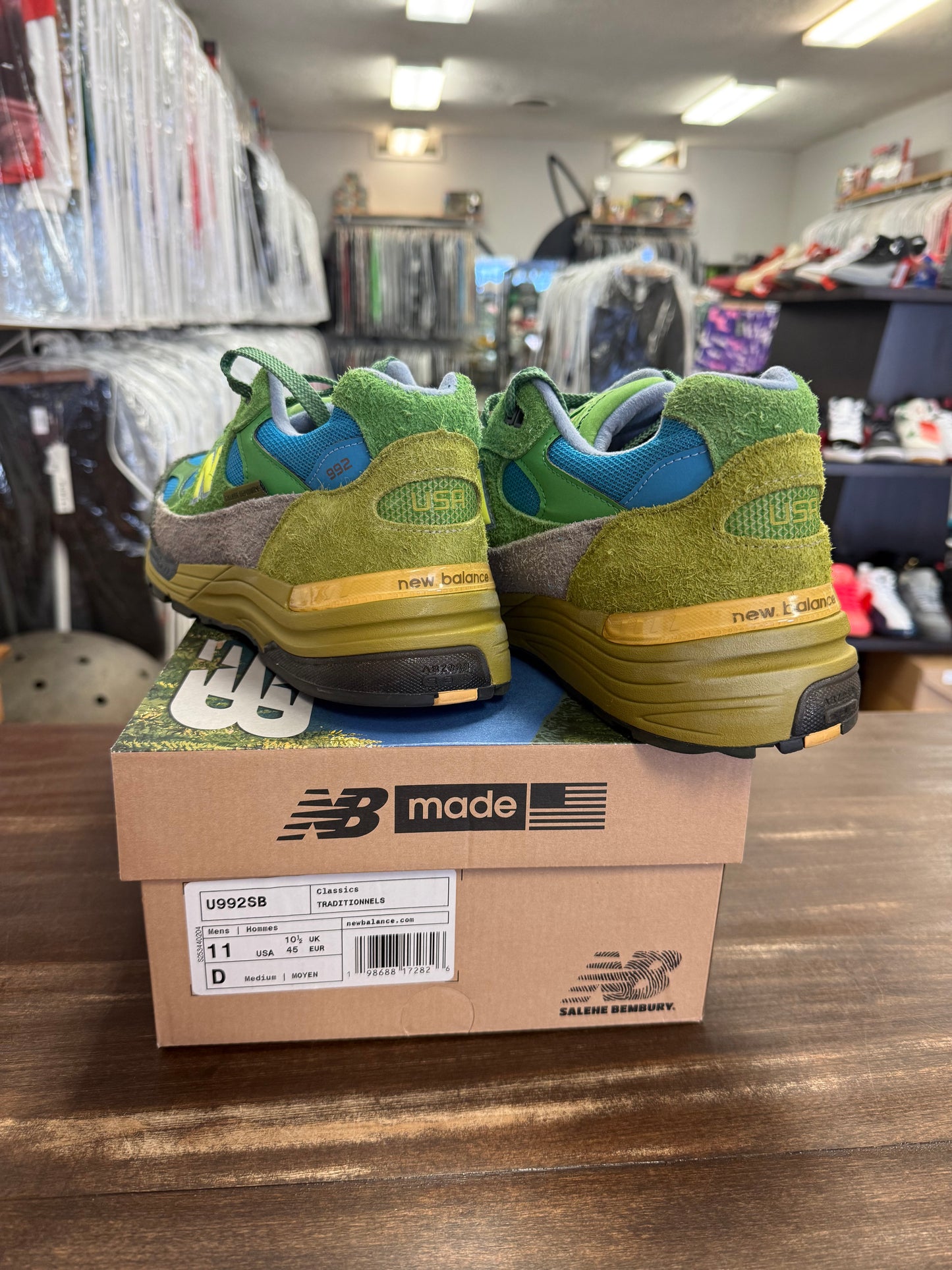 New Balance 992 MiUSA Salehe Be The Crater