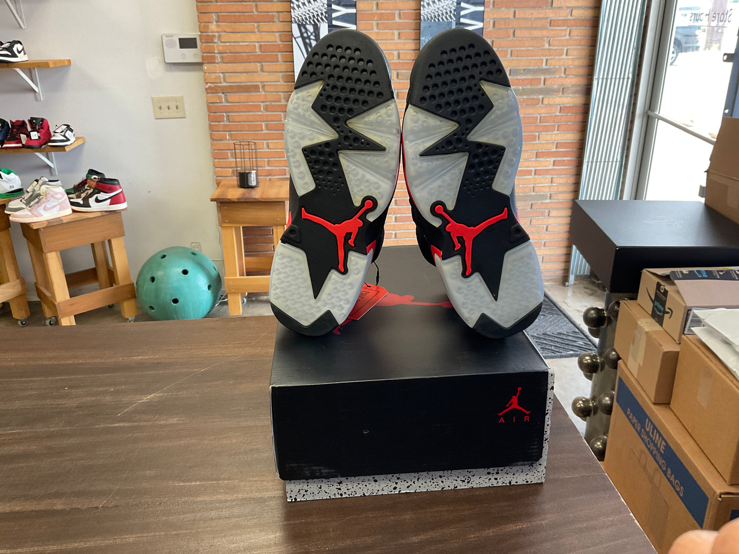 Jordan 6 Infrared (Preowned)