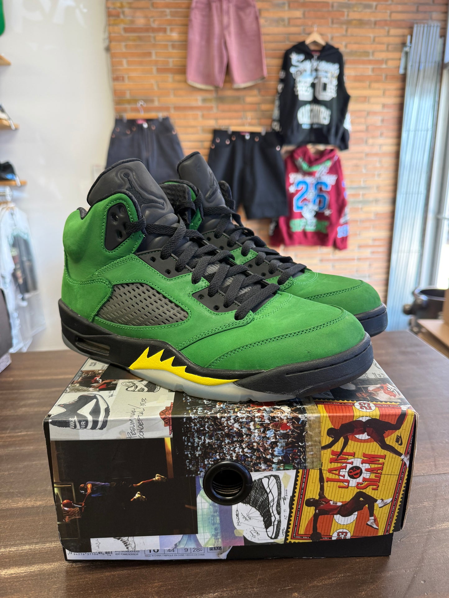 Jordan 5 Retro SE Oregon