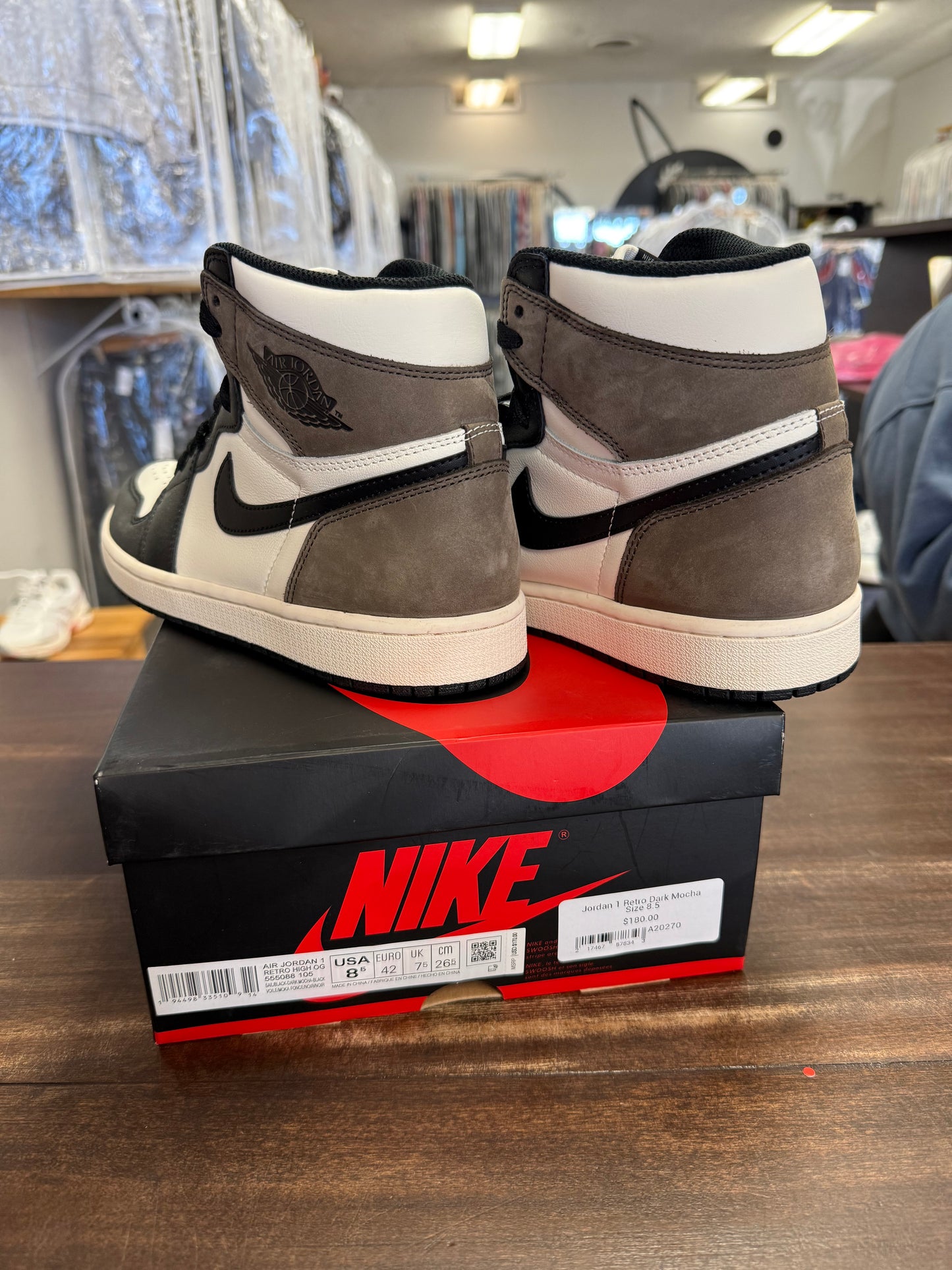 Jordan 1 Retro Dark Mocha