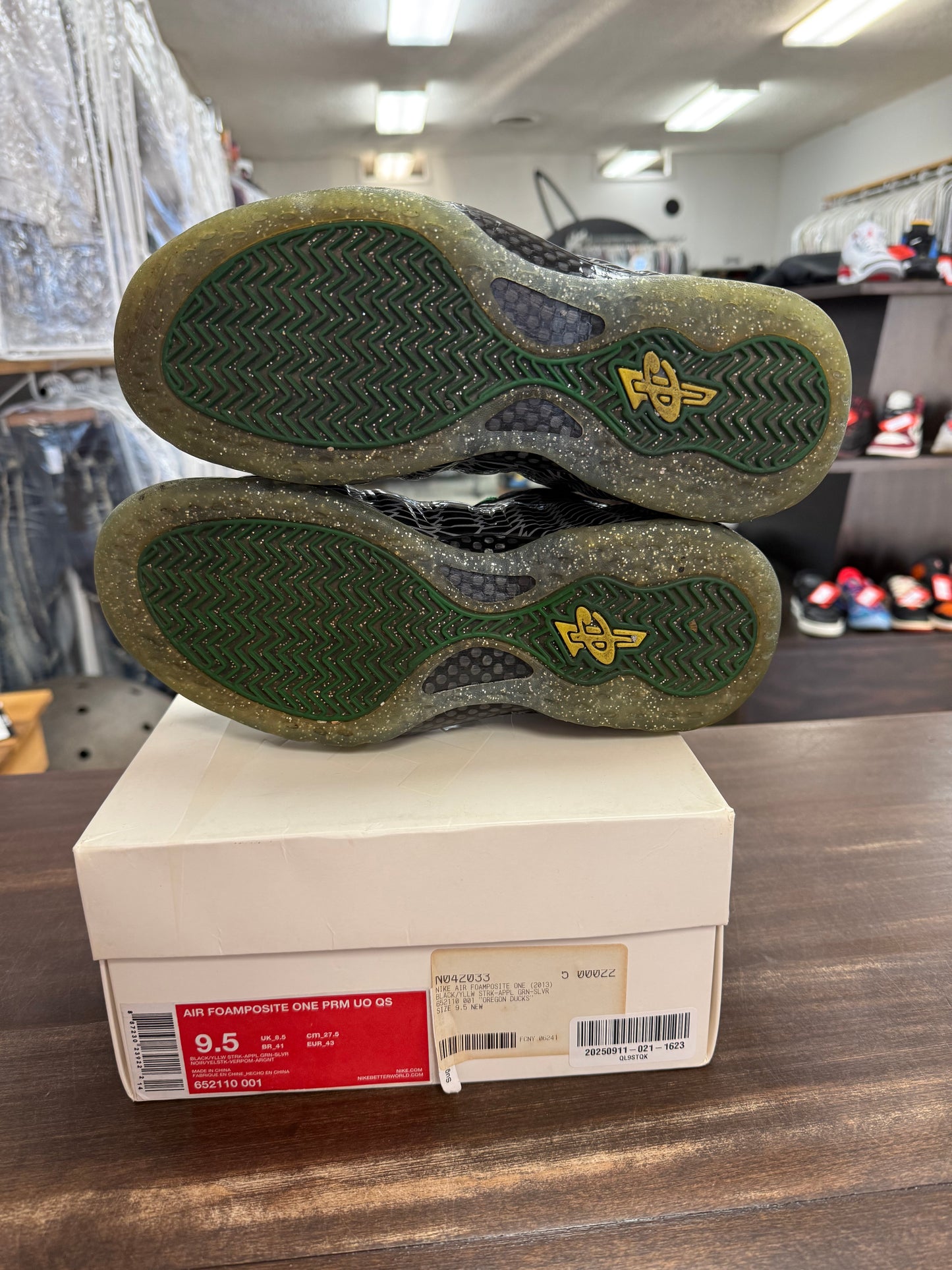 Nike Air Foamposite One Oregon Ducks