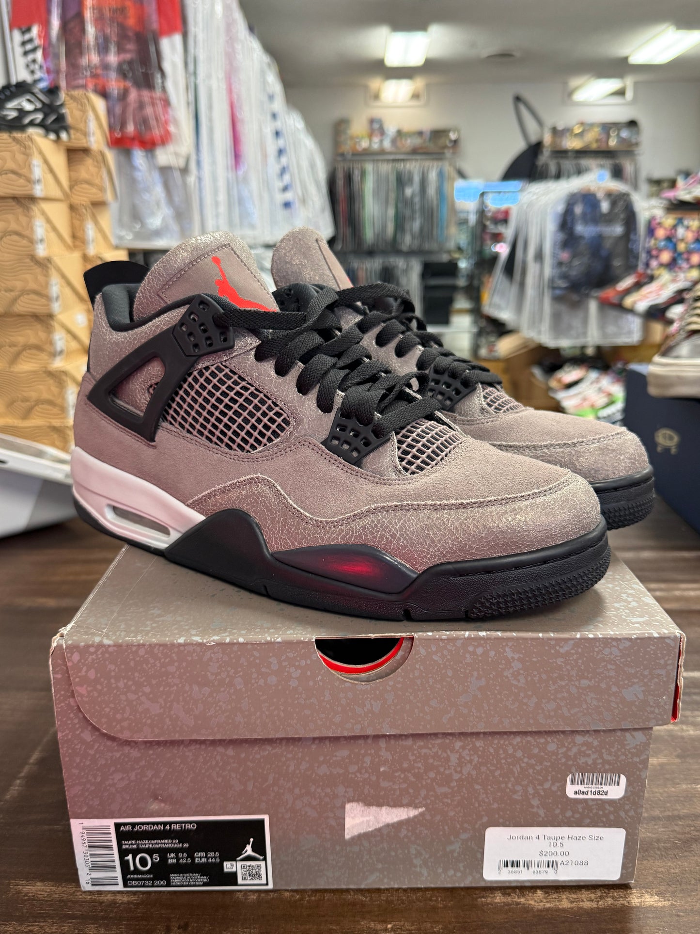 Jordan 4 Taupe Haze