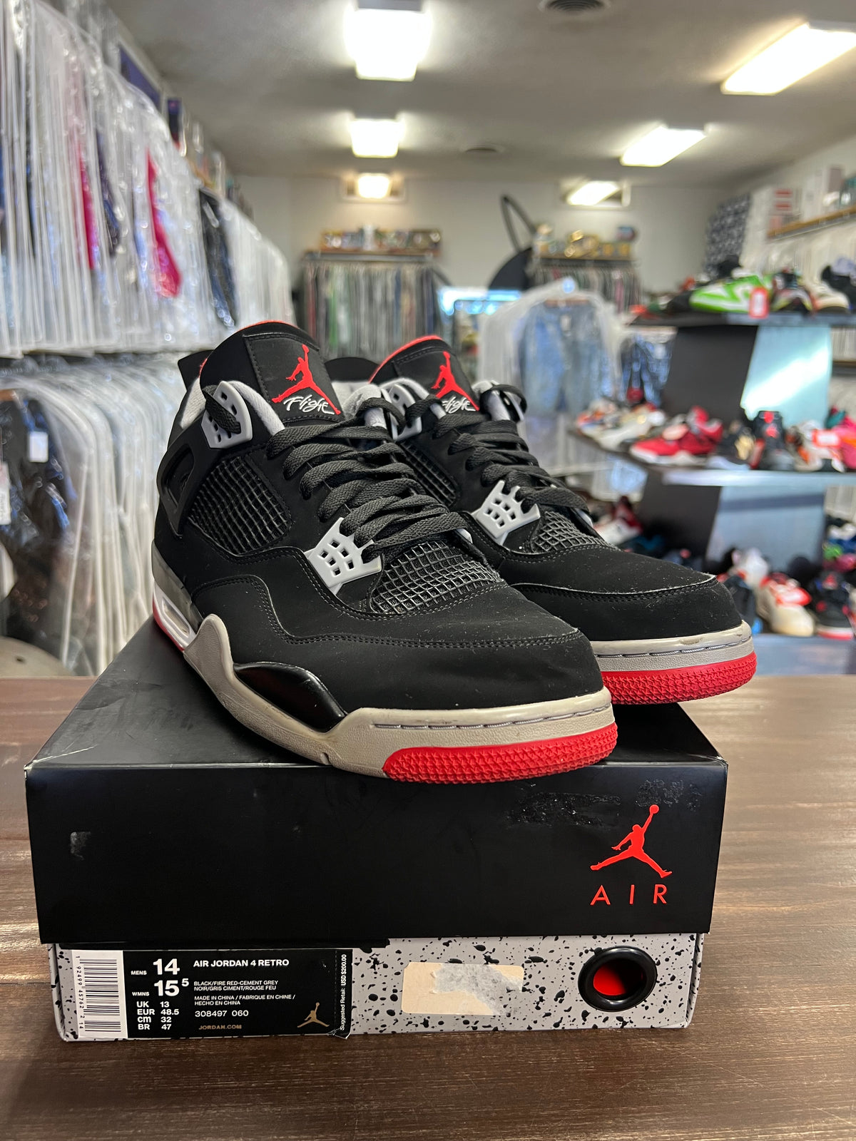 Jordan 4 Retro Bred (2019)