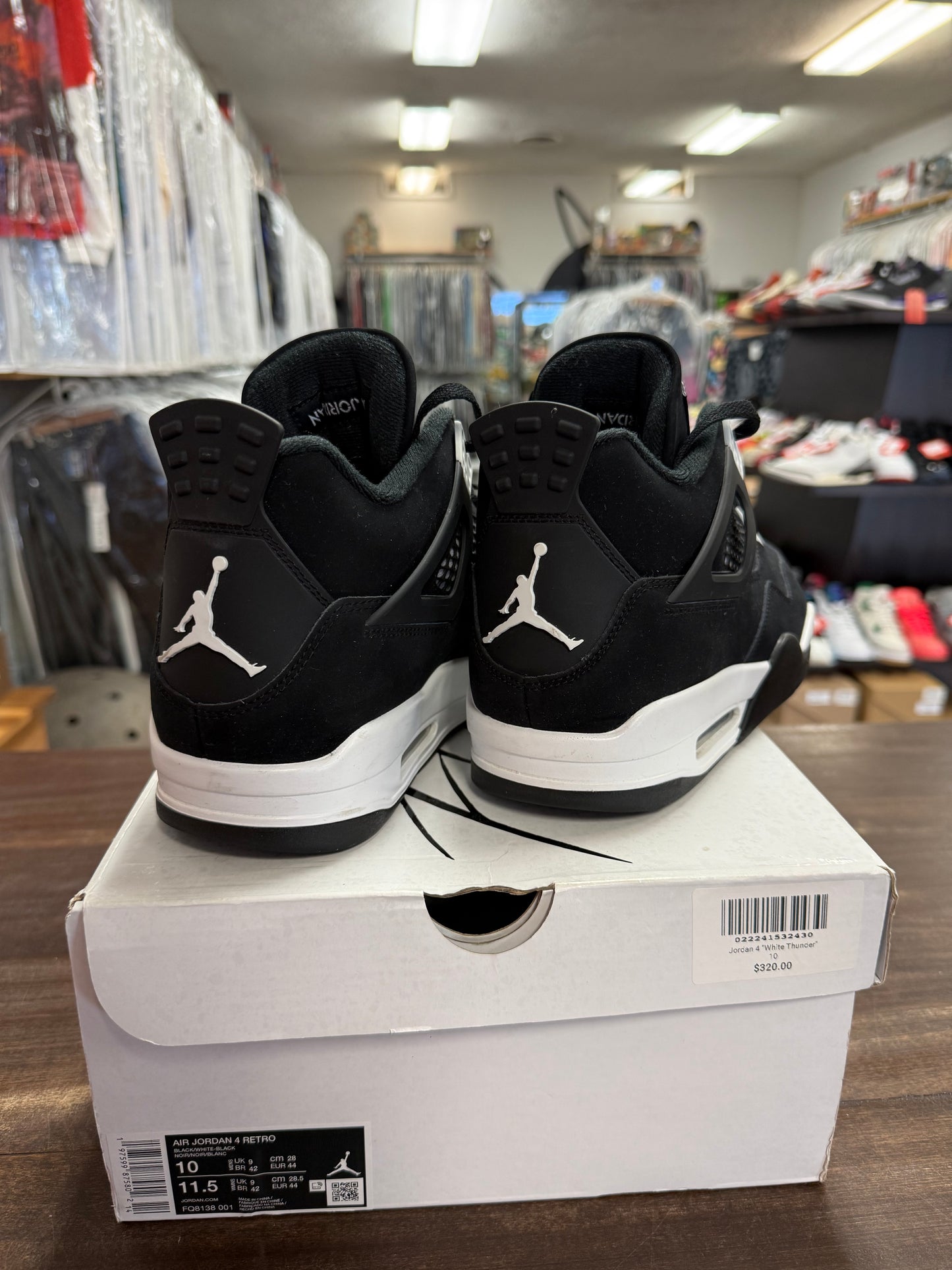 Jordan 4 Retro White Thunder