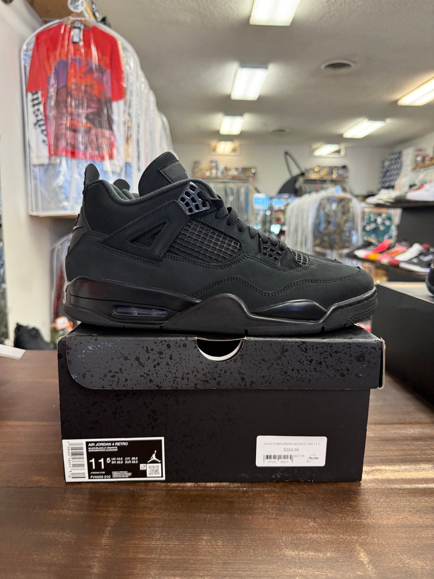 Jordan 4 Retro Black Cat (2025)