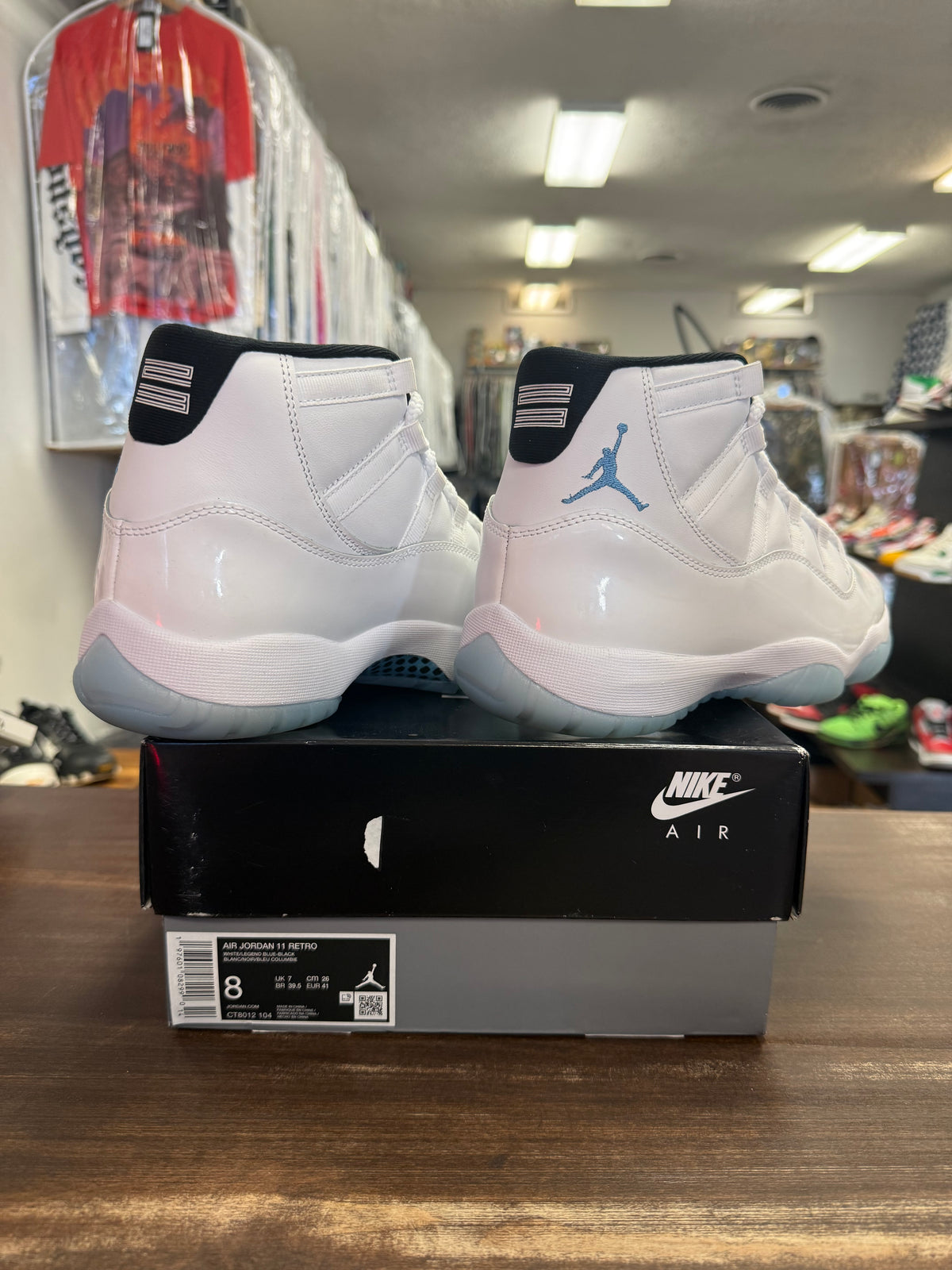 Jordan 11 Legend Blue 2024