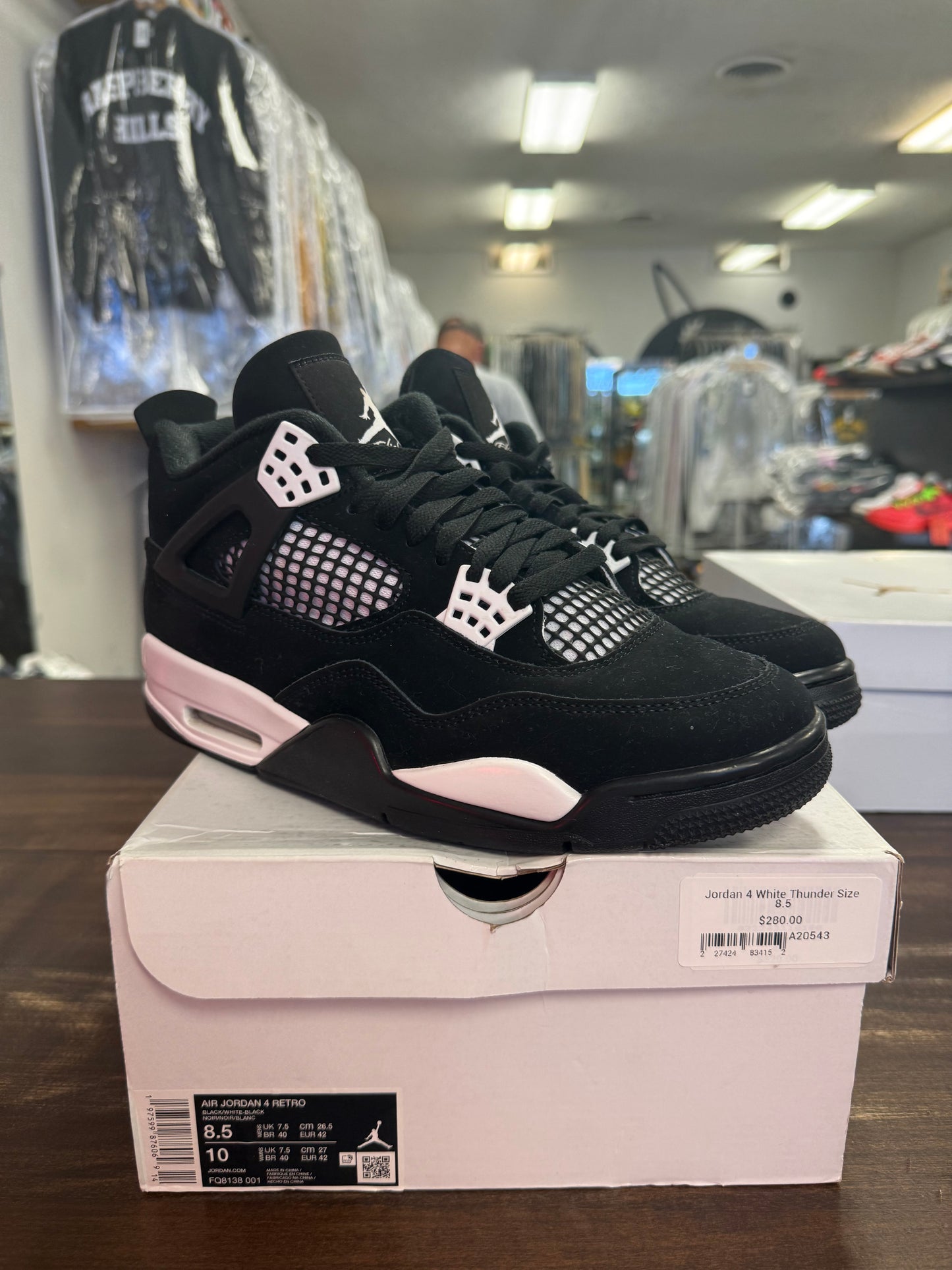 Jordan 4 White Thunder