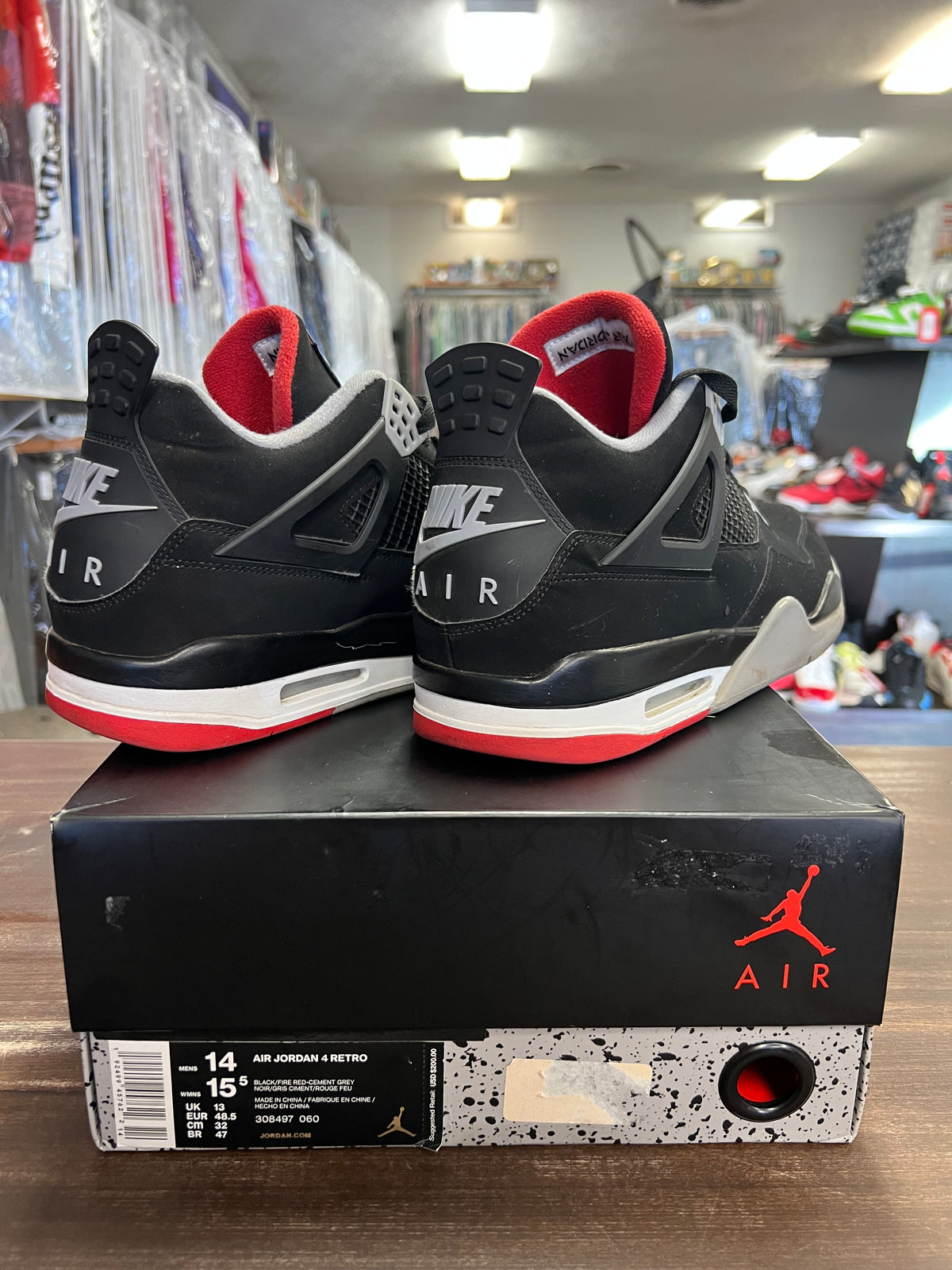 Jordan 4 Retro Bred (2019)