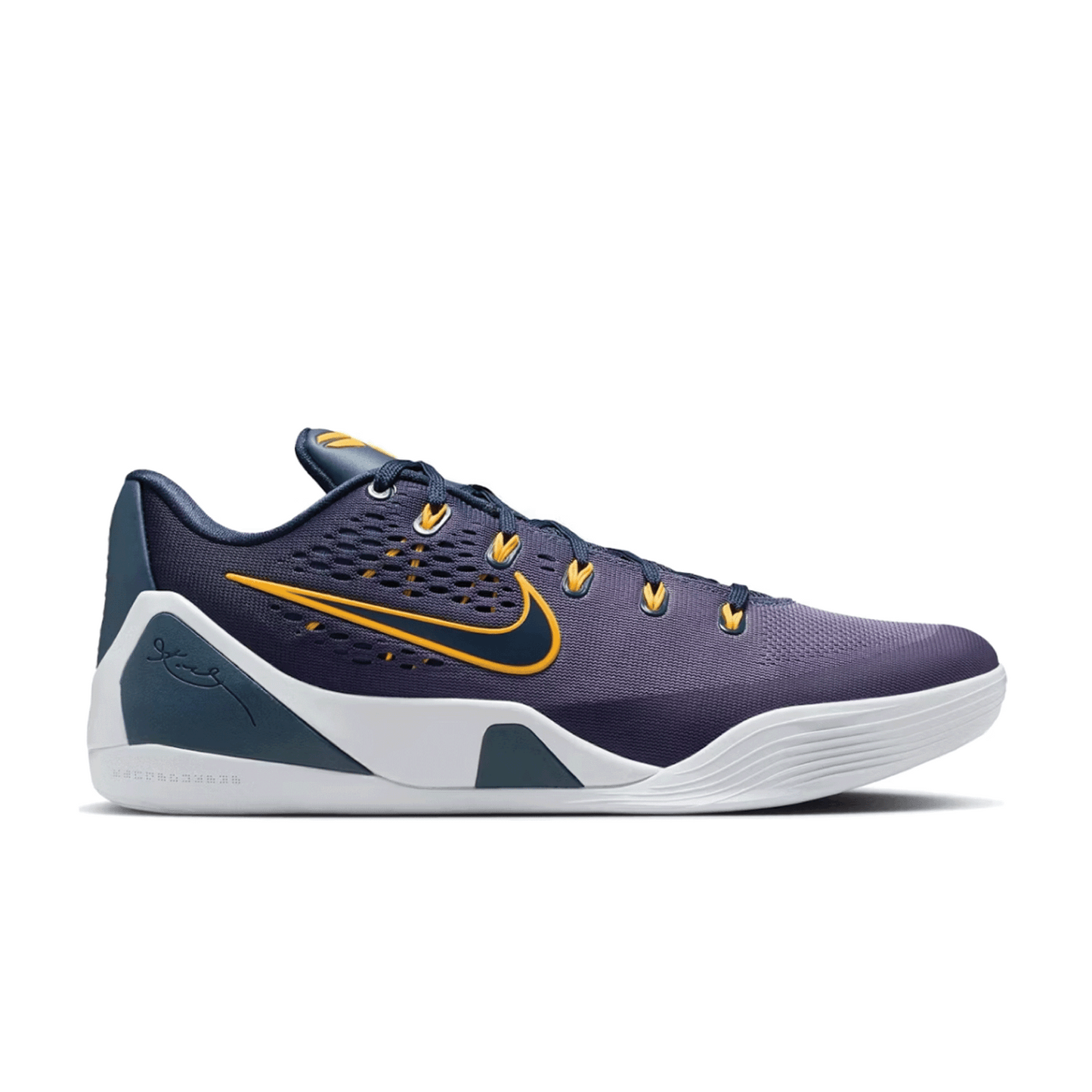 Nike Kobe 9 EM Low Protro Fade