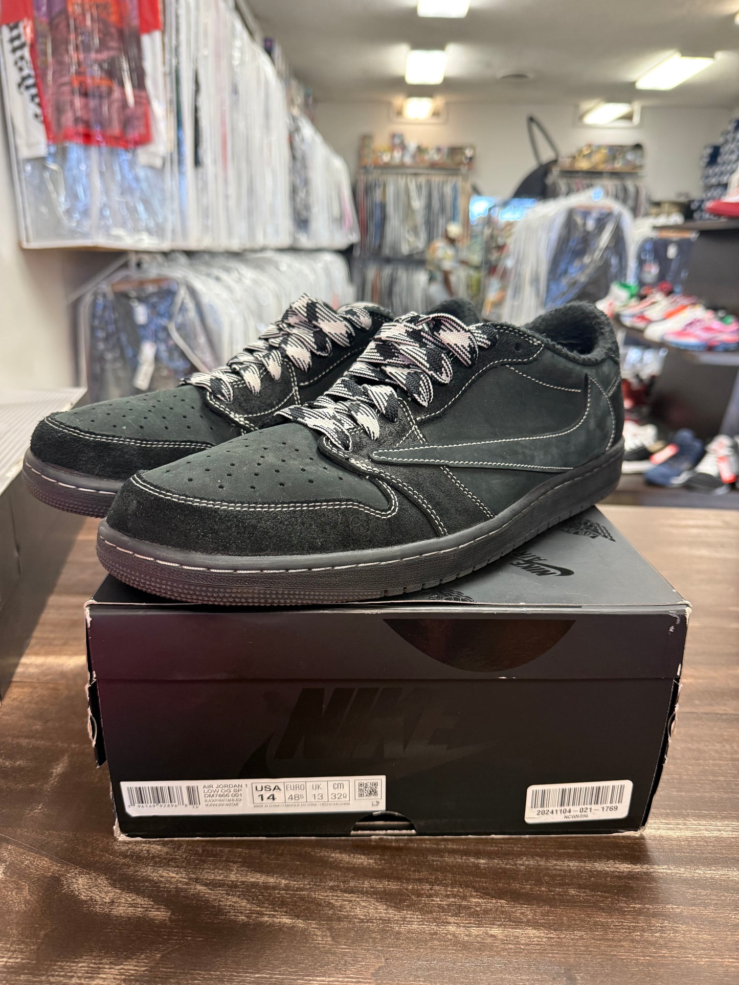 Jordan 1 Retro Low OG SP Travis Scott Black Phantom