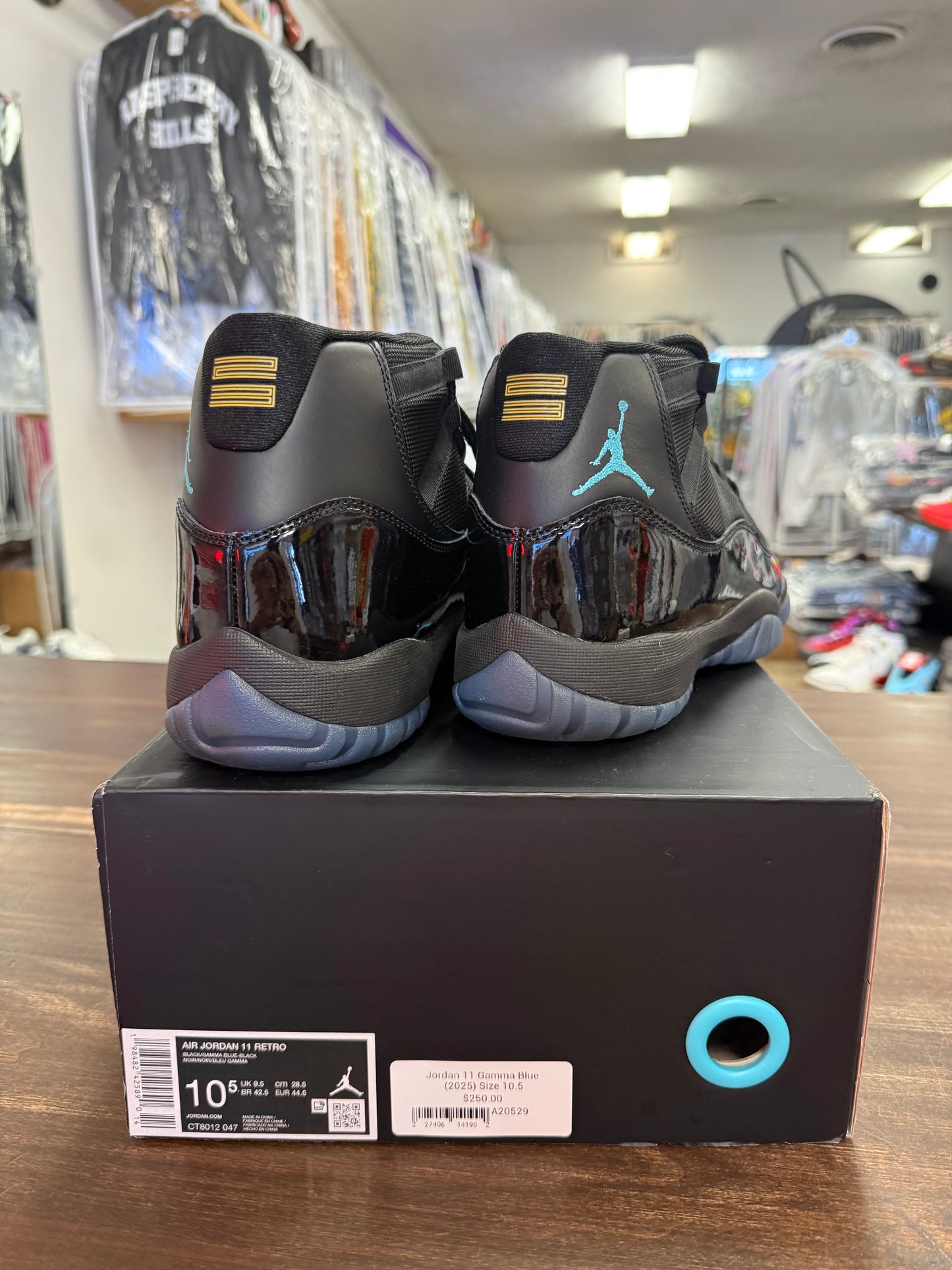 Jordan 11 Gamma Blue (2025)