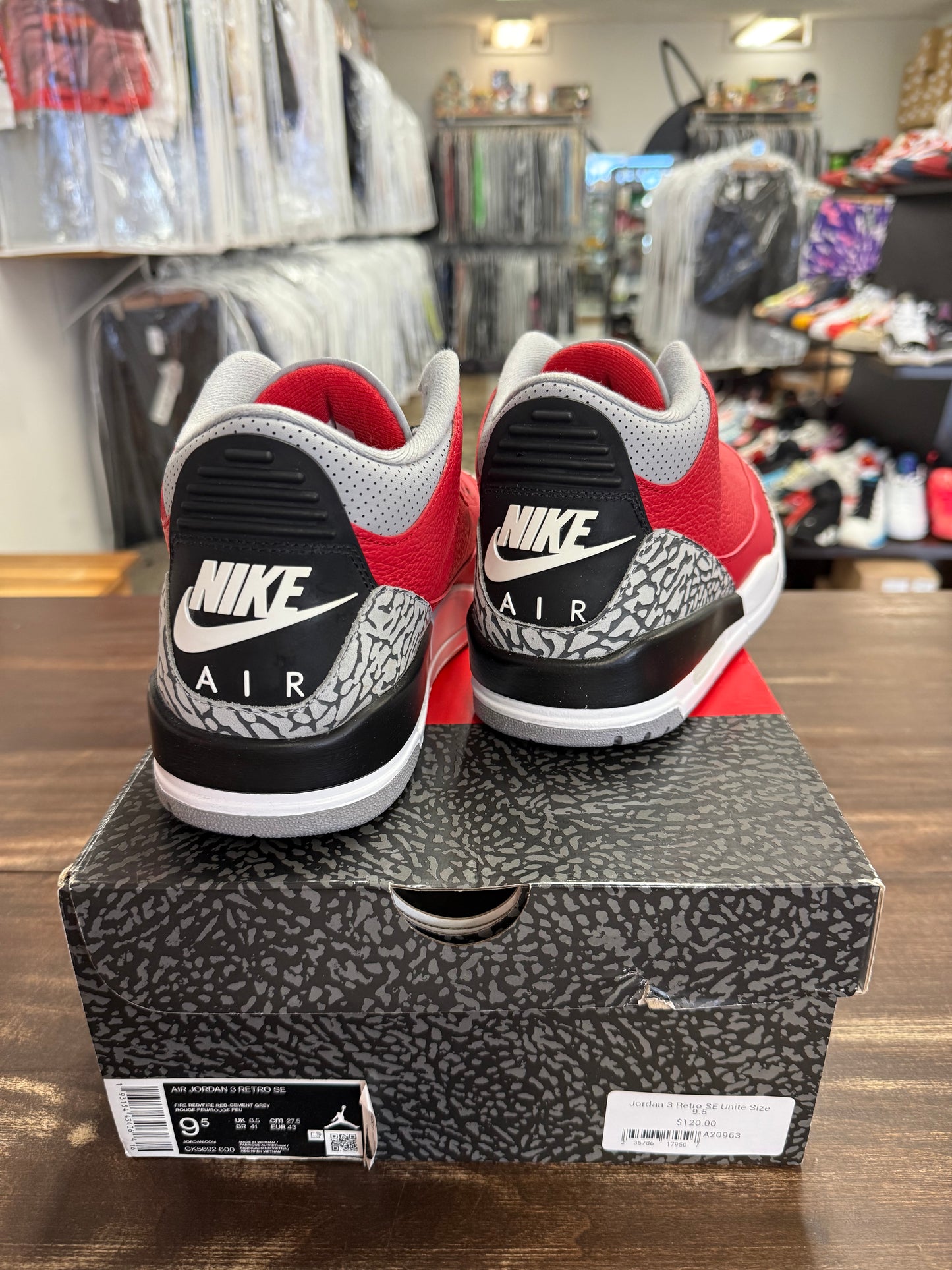 Jordan 3 Retro SE Unite