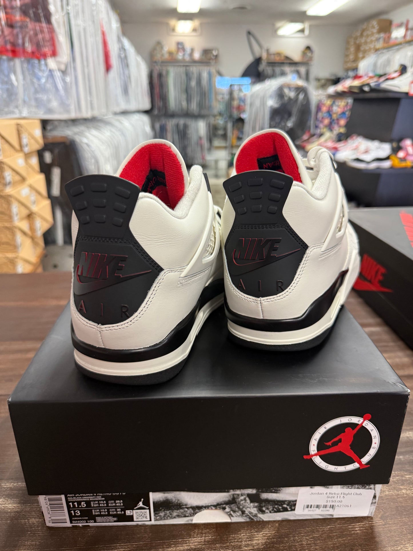 Jordan 4 Retro Flight Club